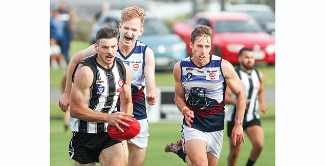 Panthers hold sway in nailbiter