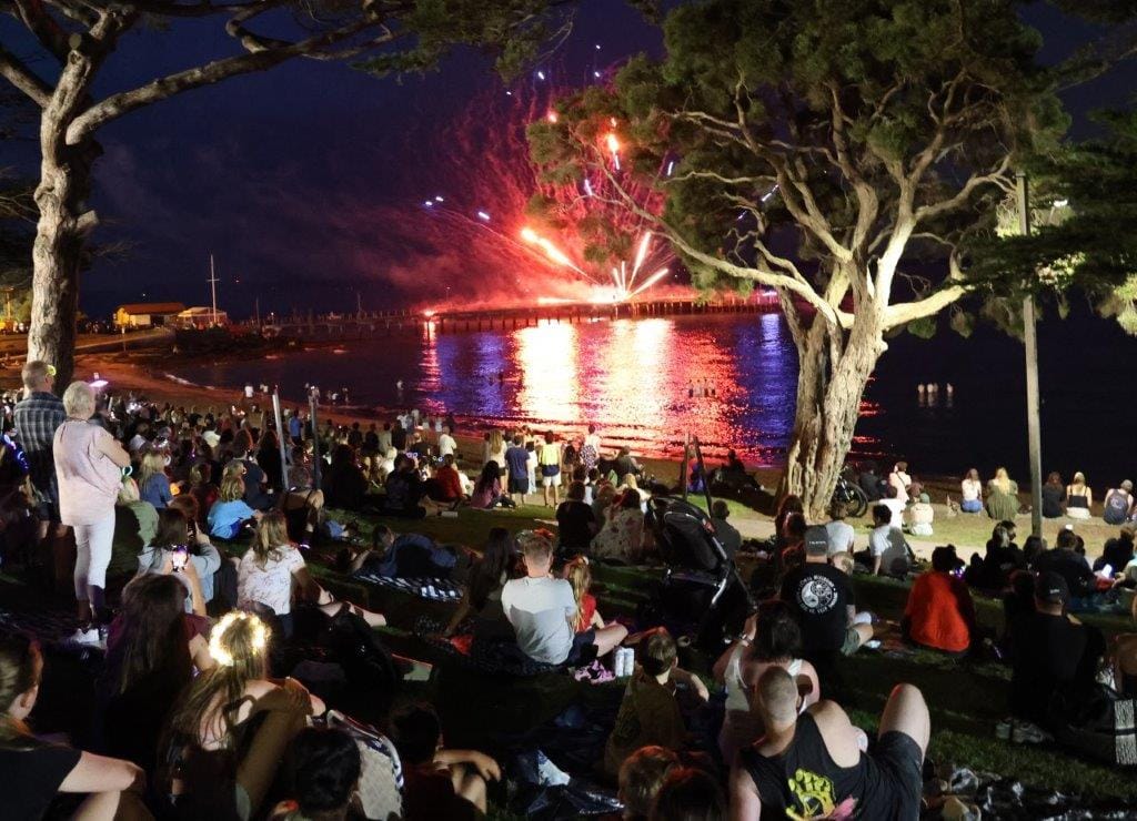 One of Cowes’ best ‘Carols by the Bay’ they say