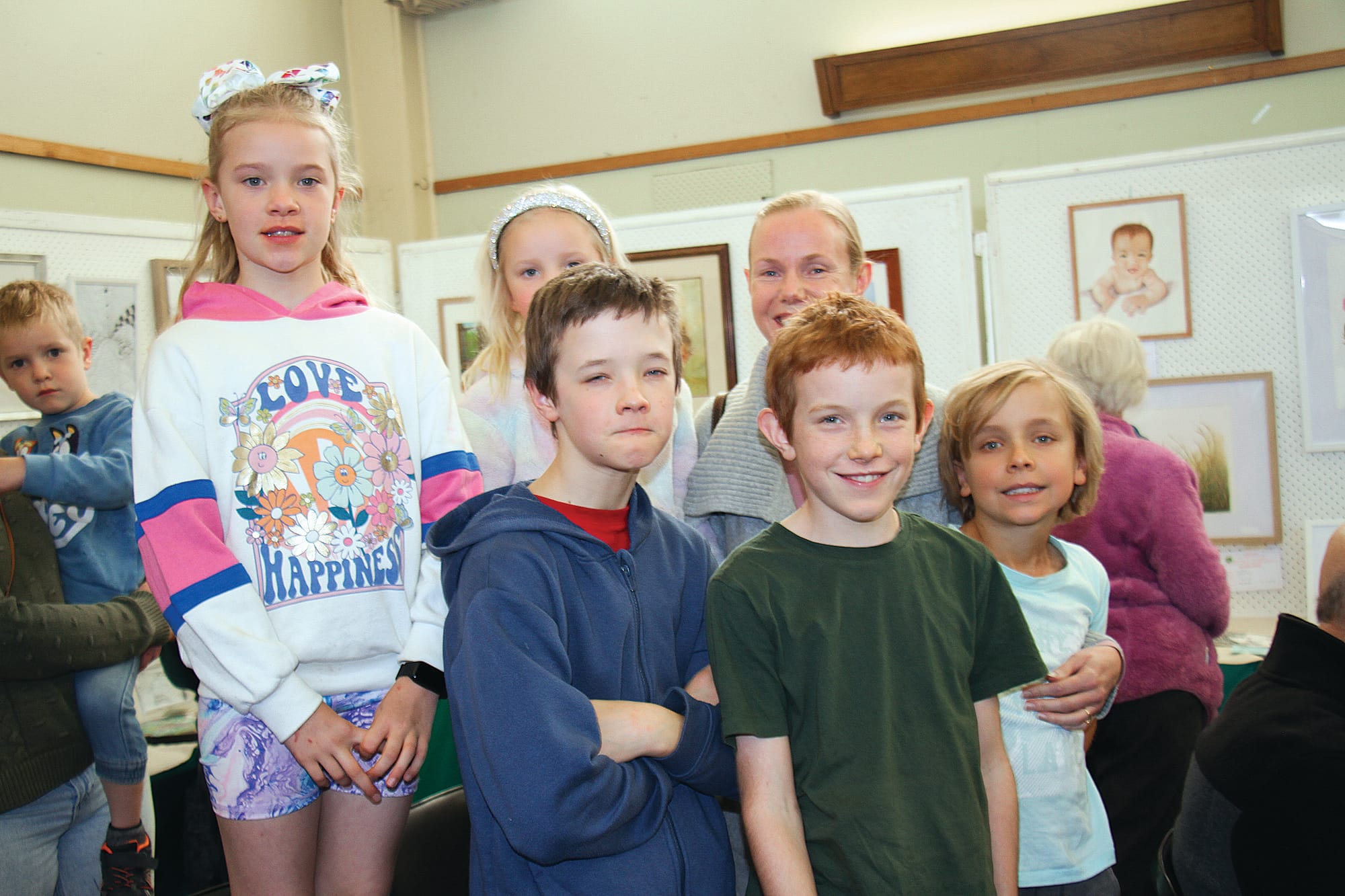 Athena, Elora, Xavier, Lucas, Isaac and mum Raelene at the Gippsland Hills Group CWA 70th Exhibition in Meeniyan. B39_1425