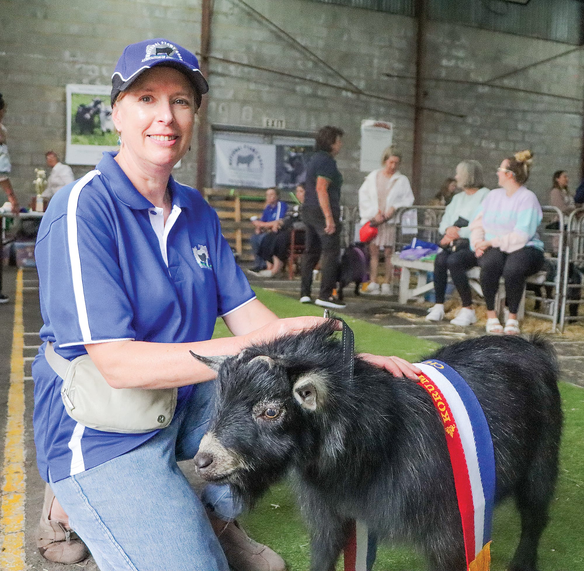 Carolyn Hamilton of Trinity Stud holds Champion Buck ‘Trinity Apollo’, known as ‘Apollo’. A34_0625