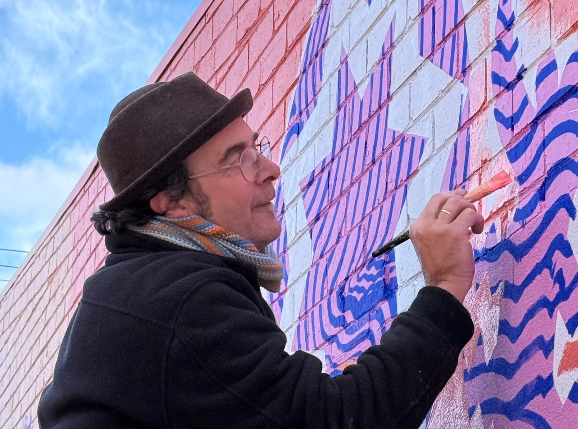 After a thousand useless words here's a picture that brings peace