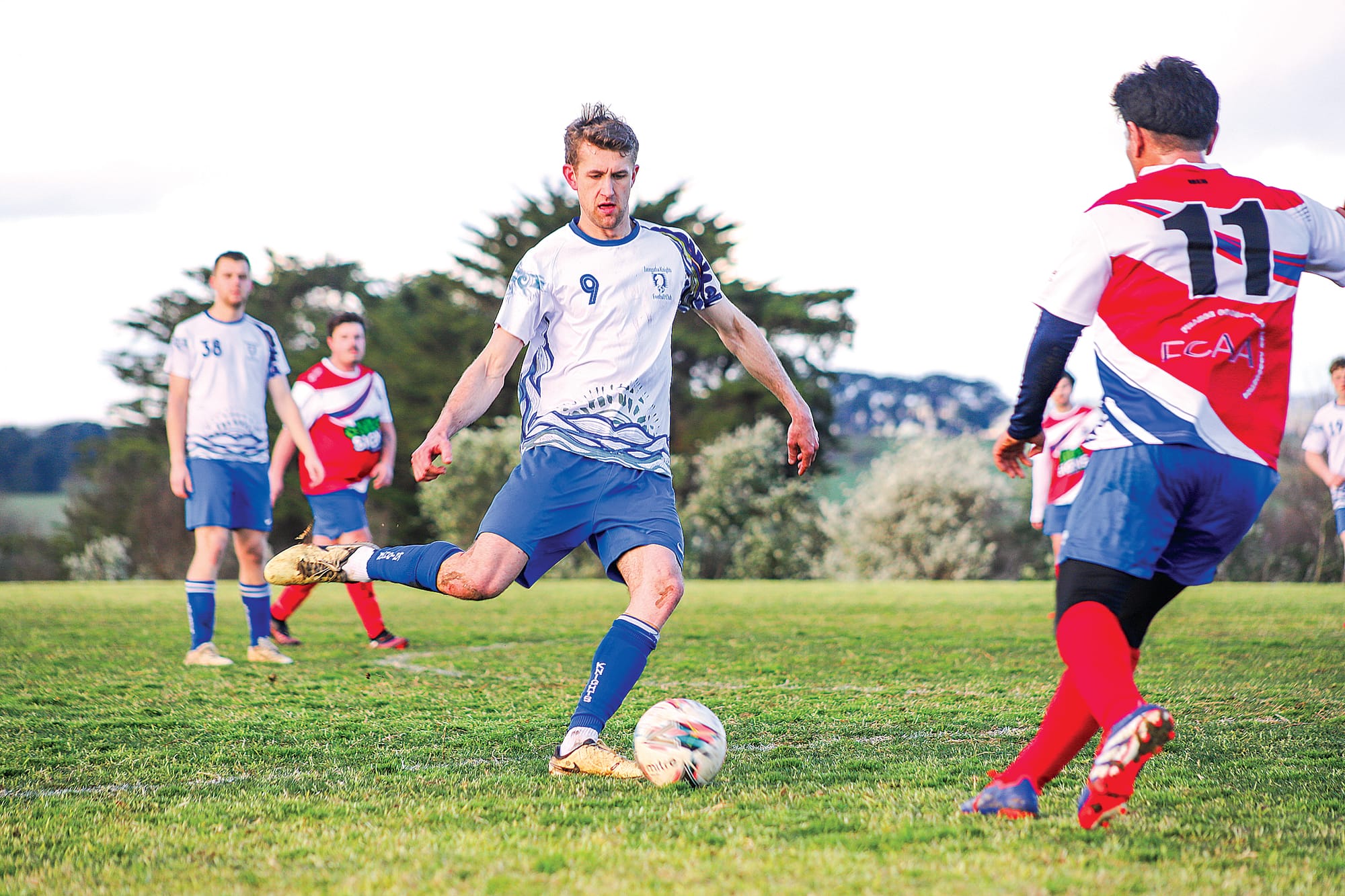 Leongatha’s Ethan Bath has a strong game in midfield for the Senior Men’s team. 
