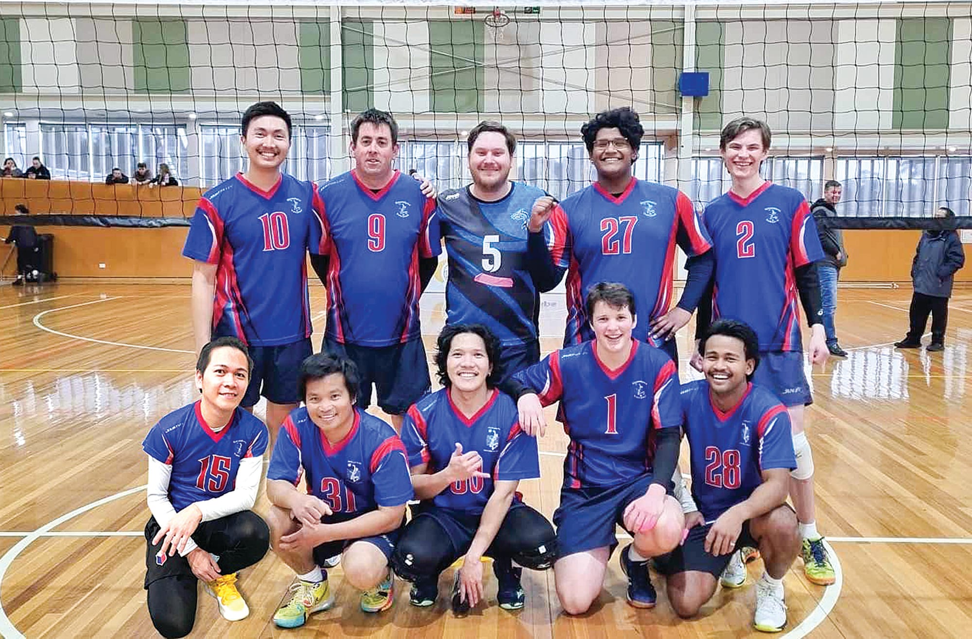 The bronze medallist wining Men’s Division 3 team.