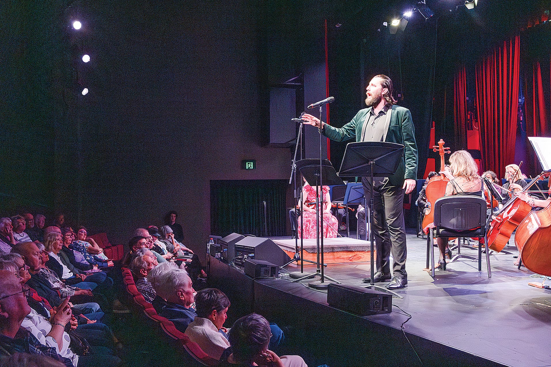 The 50-piece Victorian Concert Orchestra, directed by acclaimed ABC Orchestra conductor Gerald Keuneman received a full house, an encore and a standing ovation.