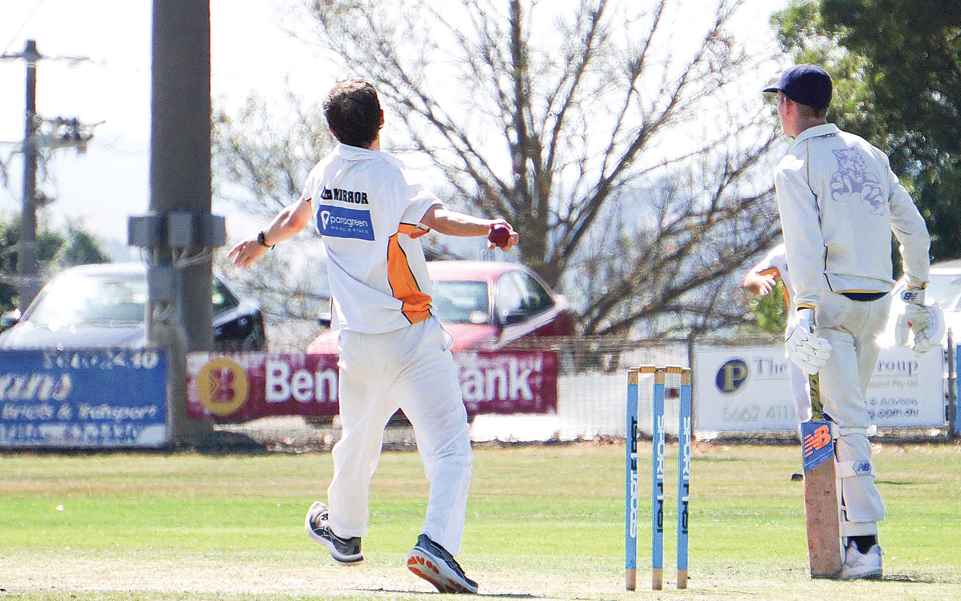 Foster lines up their shot. Ns41_1224