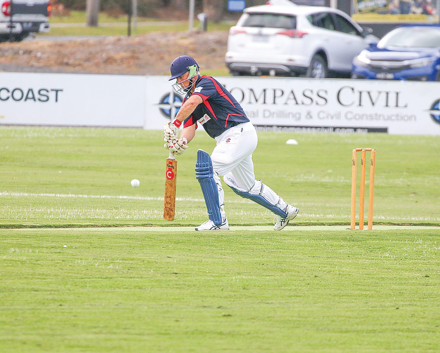 David Harris blocks another ball. ob25_1225