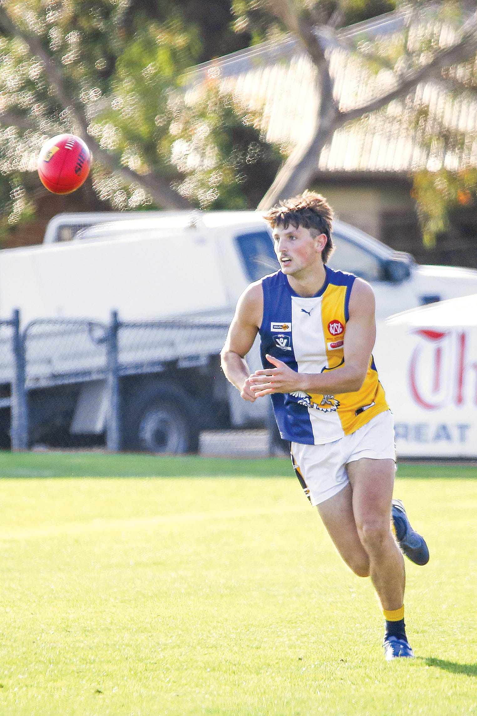 Sea Eagles edge out Dusties in thrilling eight-point win