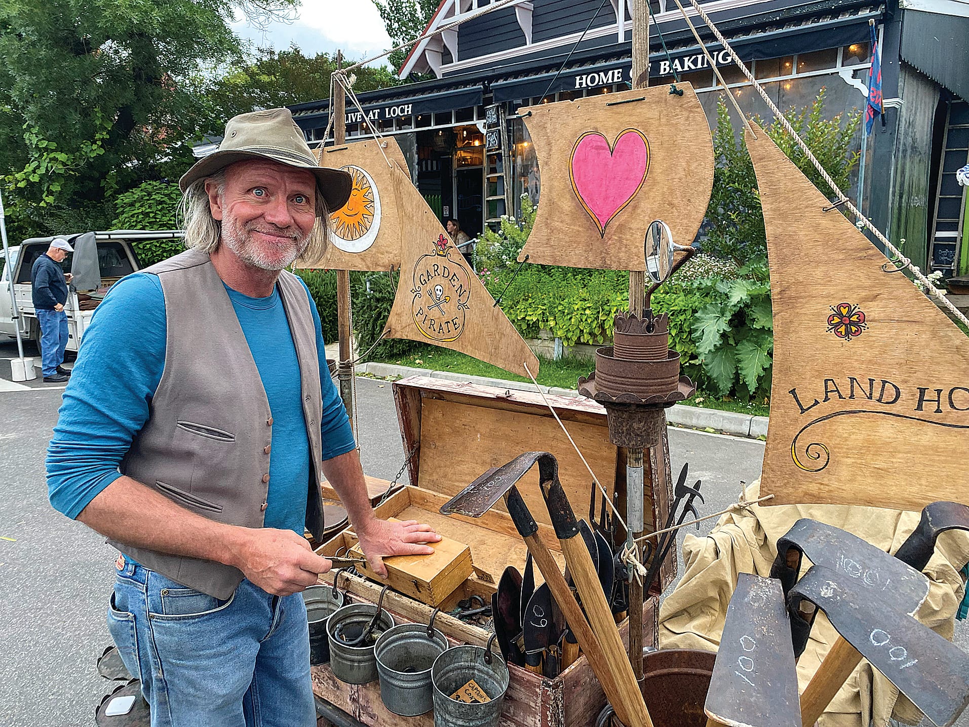 His business is all about ‘tools and jewels’ made from all sorts of scrap and Trevor Wheeler of Sandy Point was quite a hit at the Loch Christmas Market last Friday night.