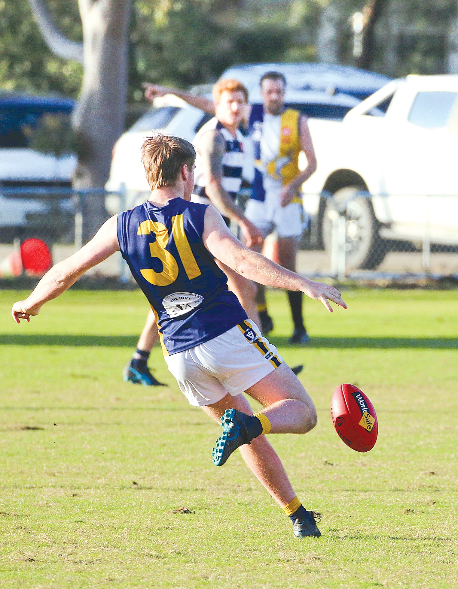 Kairon Dorling boots Inverloch-Kongwak forward. ob31_3023