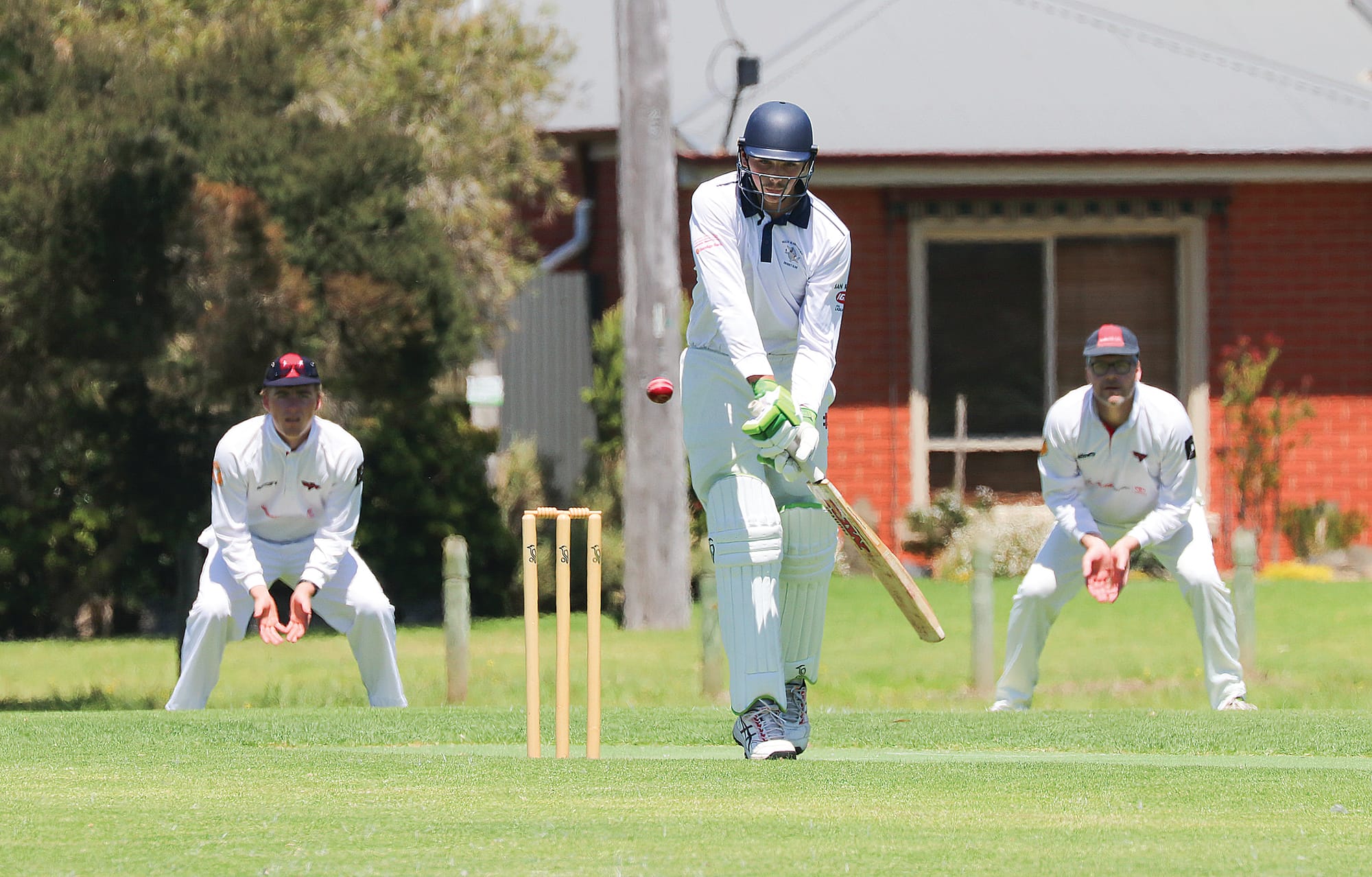 Phillip Island’s Tom Niven batting against Inverloch. Z14_0624
