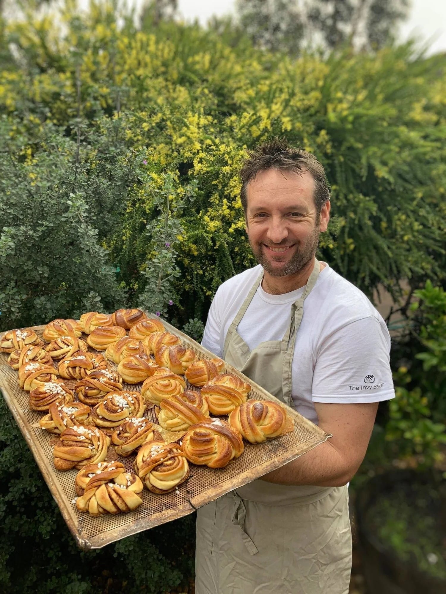 The Invy Baker launches, Bring Home the Bakery, at Wonthaggi Library.