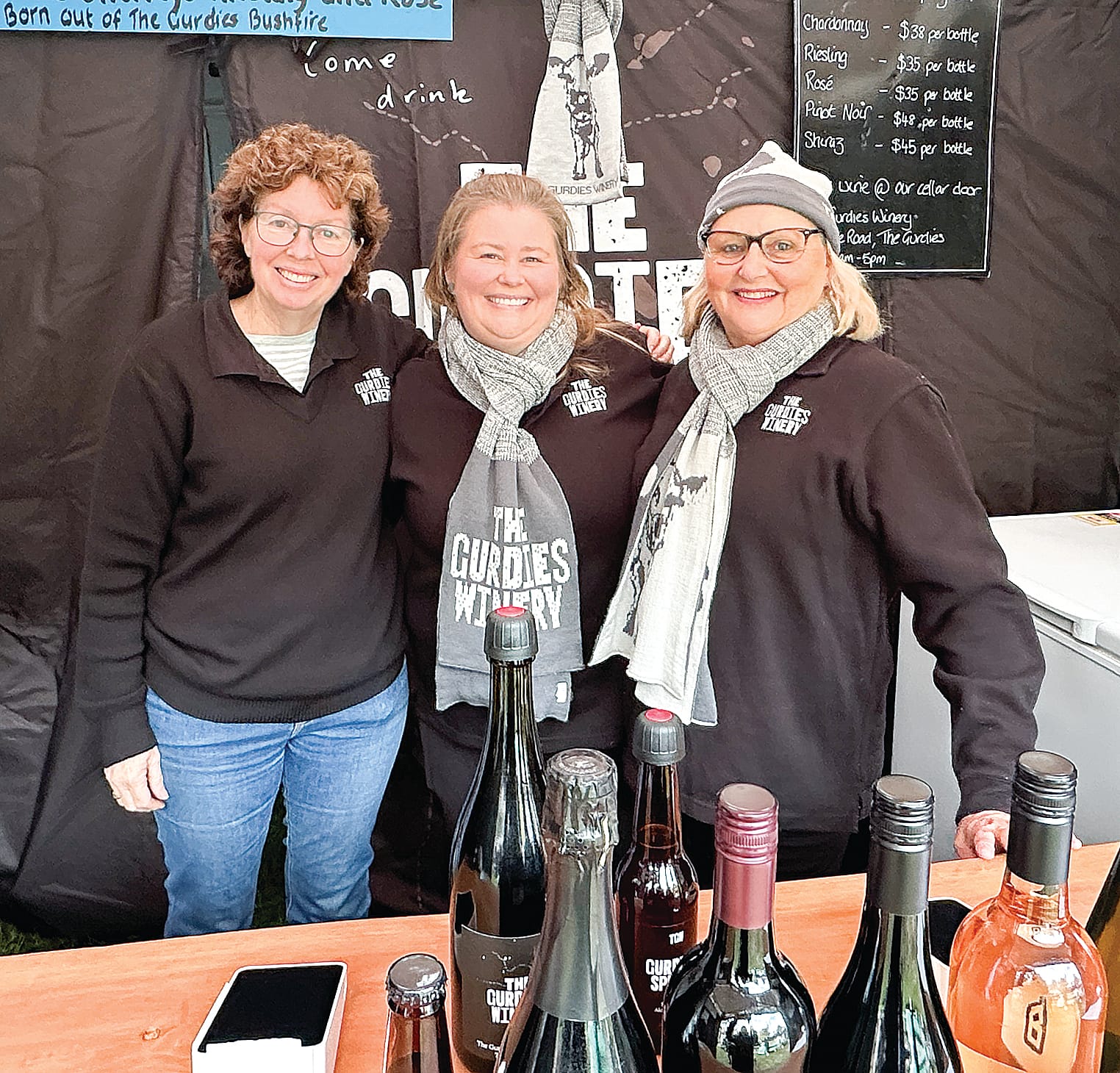 Wendy, Tash and Cheryl from South Gippsland Wines were happy to talk about their varietals with new and existing customers. ob41_2325