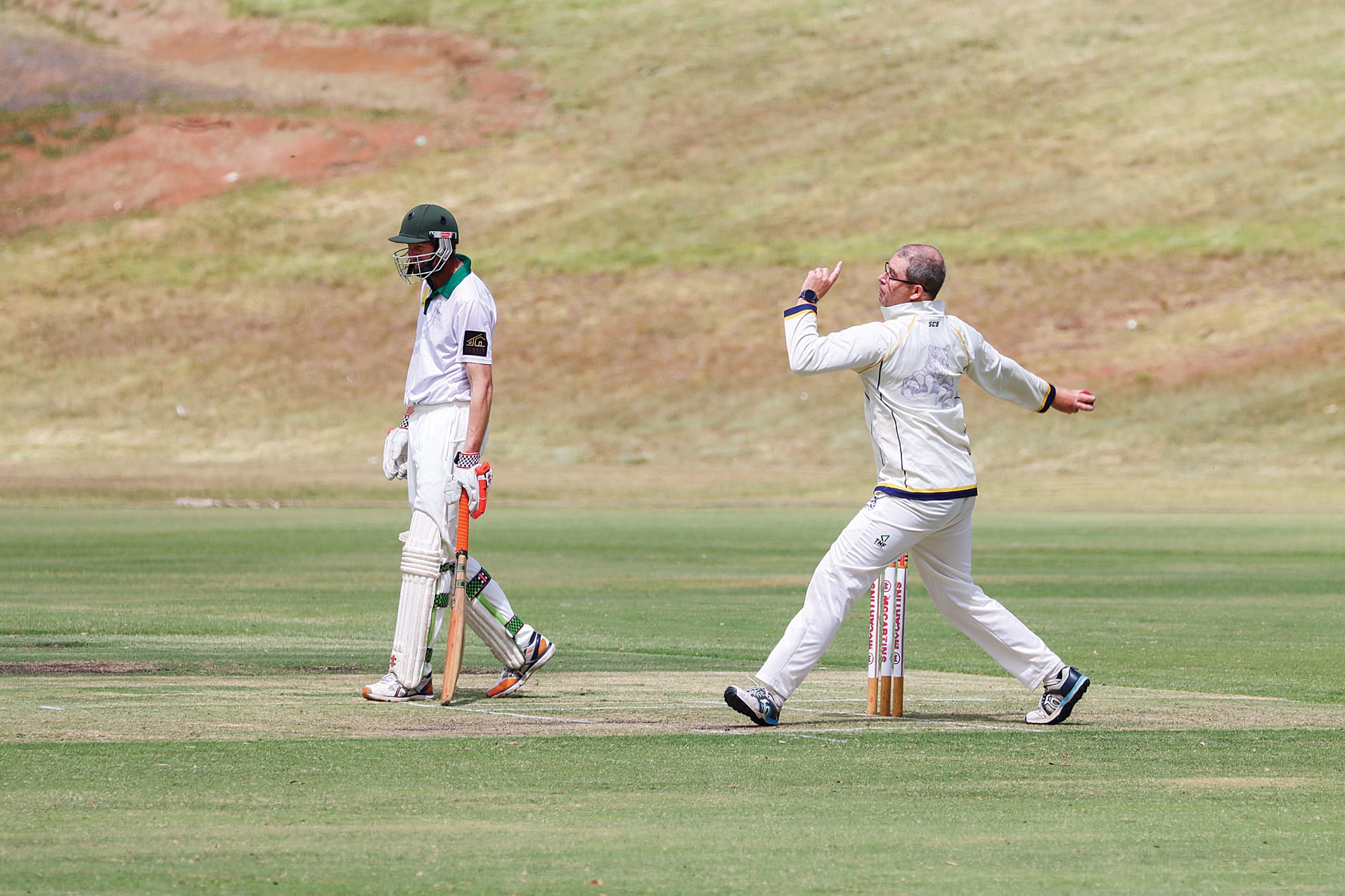 Paris Buckley bowls for Koonwarra Leongatha RSL during its narrow B1 loss to Leongatha Town, taking 2/21. A58_0924