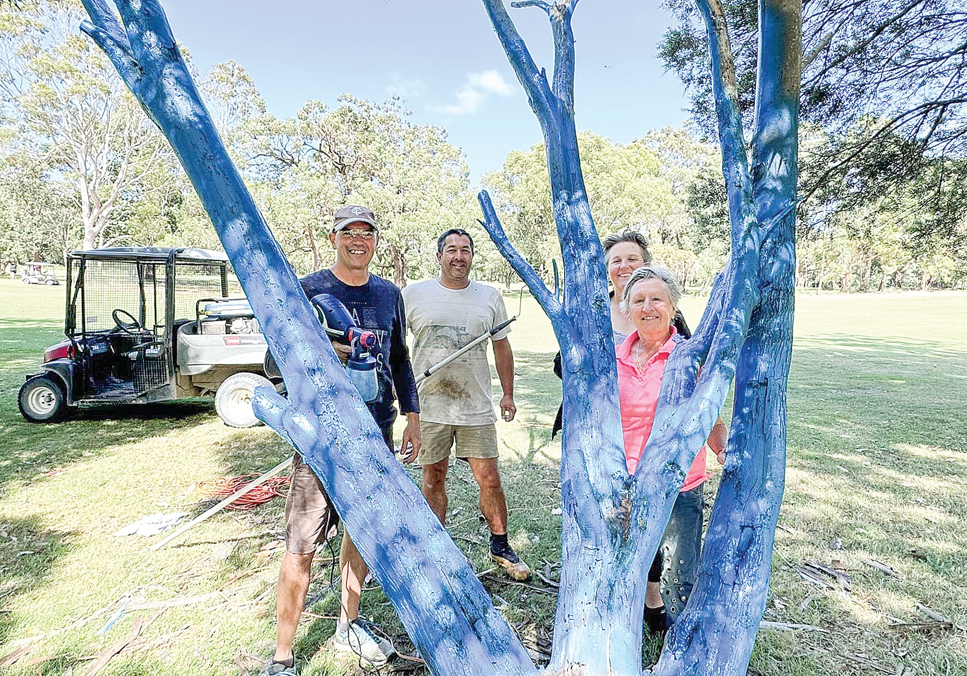 ‘Gatha golf club tree painted blue for men’s mental health