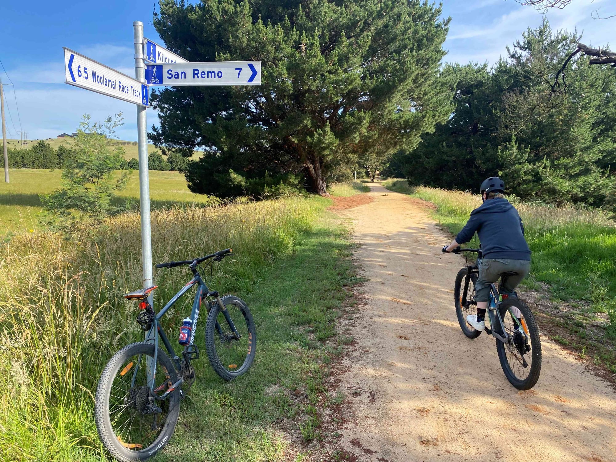 The initiative by the Federal Government to allocate almost $1 million to Bass Coast for a shared pathway between Cowes and Ventnor aligns with Bass Coast Shire Council’s overall Tracks and Trails Strategy.