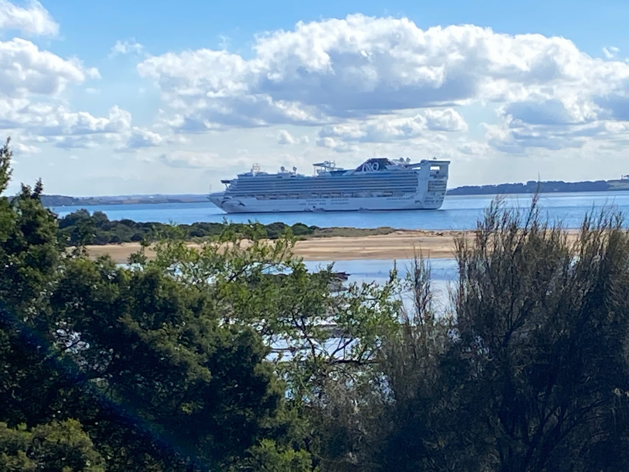 Last big cruise ship of the season at Phillip Island