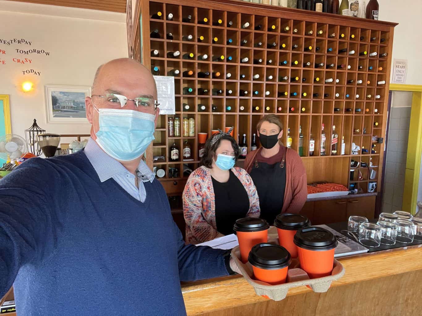 O’Brien slams restrictions on hospitality, tourism sectors