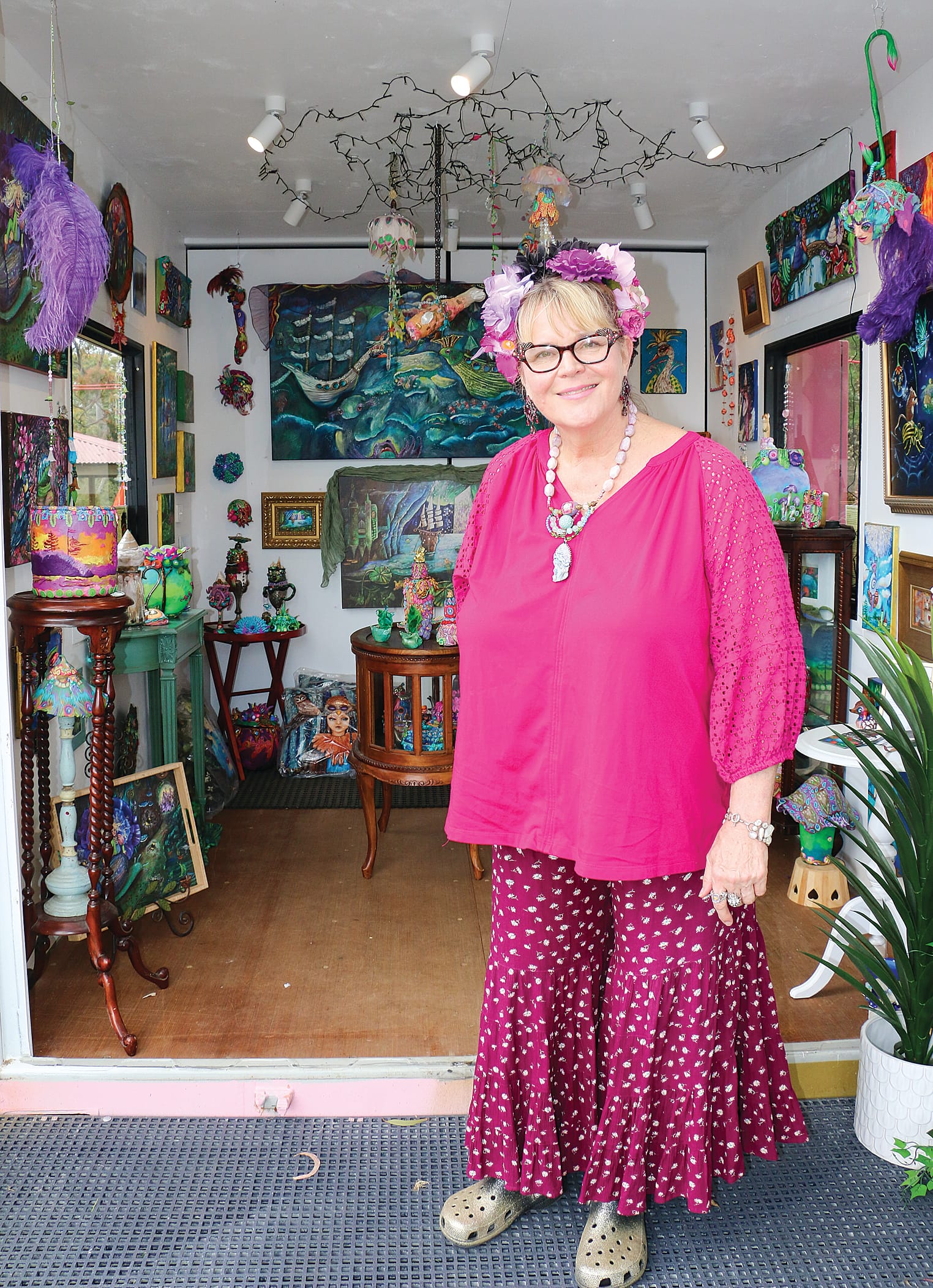 Claudia Rubinstein welcomed festivalgoers into her enchanting Imaginarium at Fishy Stories. tk07_4723