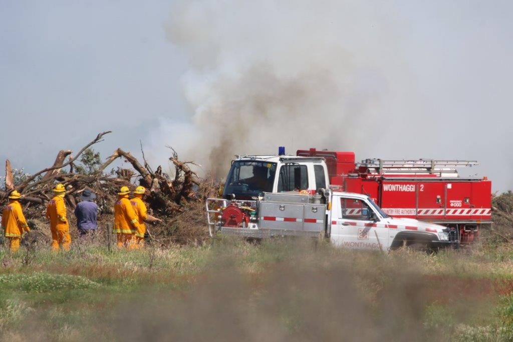 Farm burn-off threatens to escape near Cape Paterson