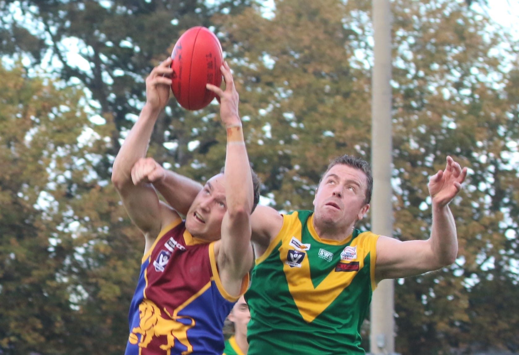 Moe and Leongatha turn it on in thrilling finals preview