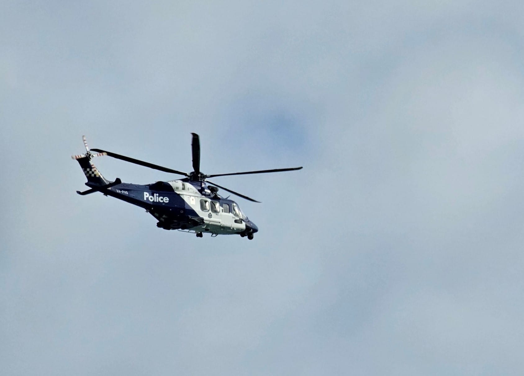 Chopper searching for missing male in Cowes