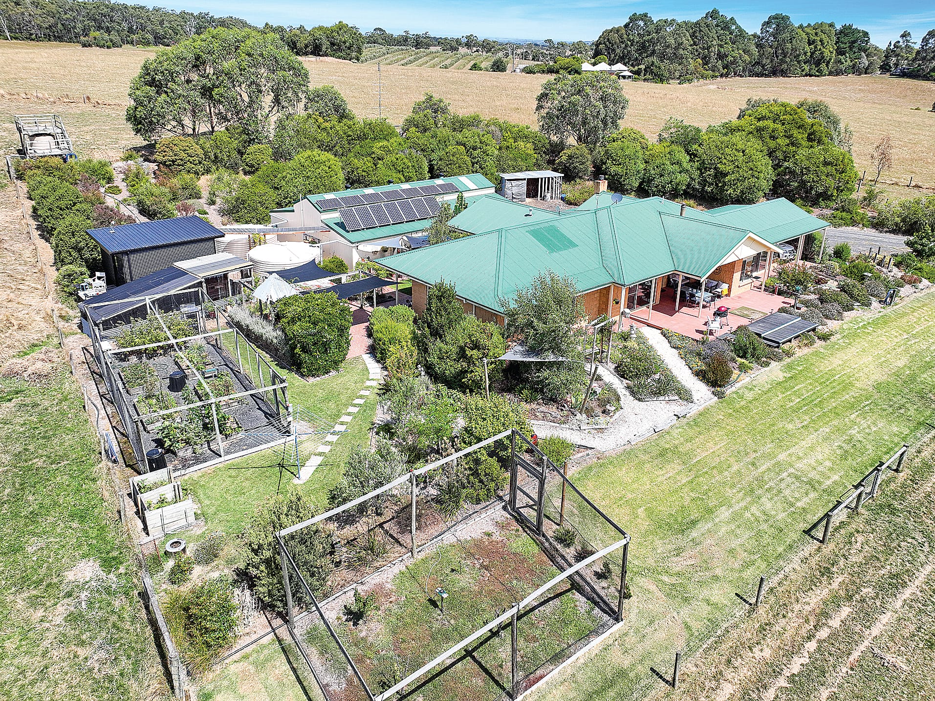 Luxury in Meeniyan, with development potential!