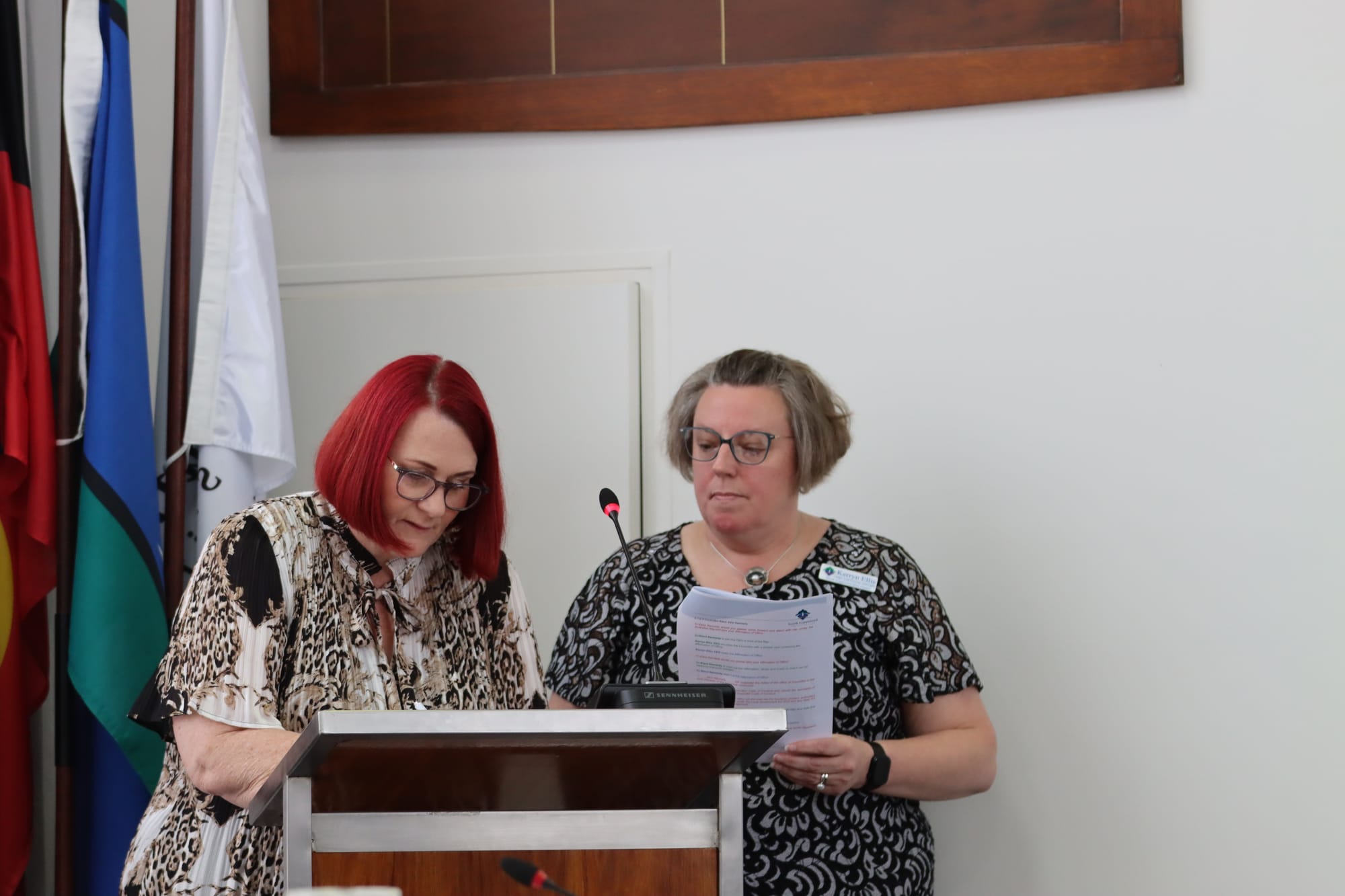 Cr Bron Beach signs on as a councillor.