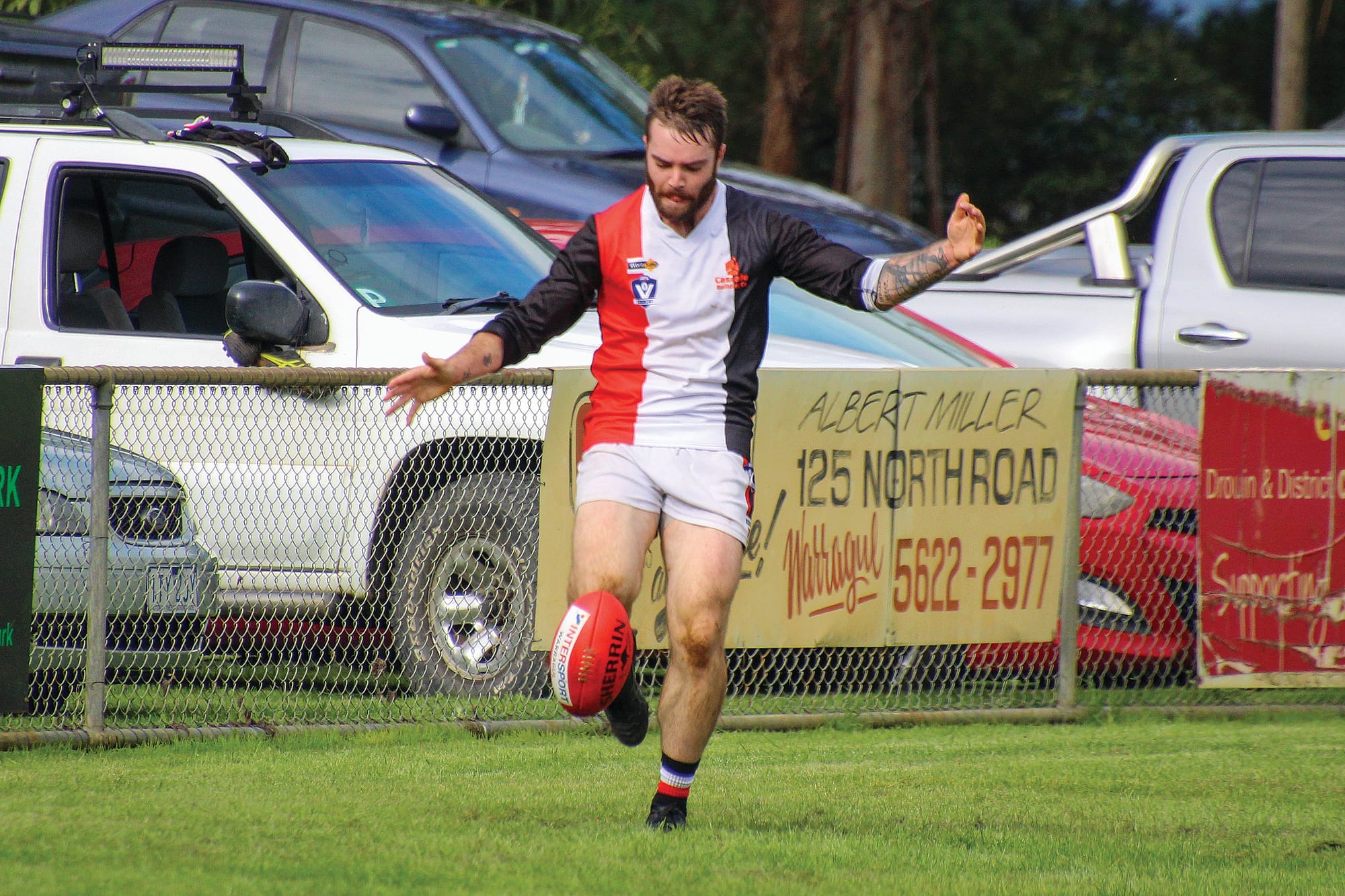 Dylan Heylen lines up his shot.