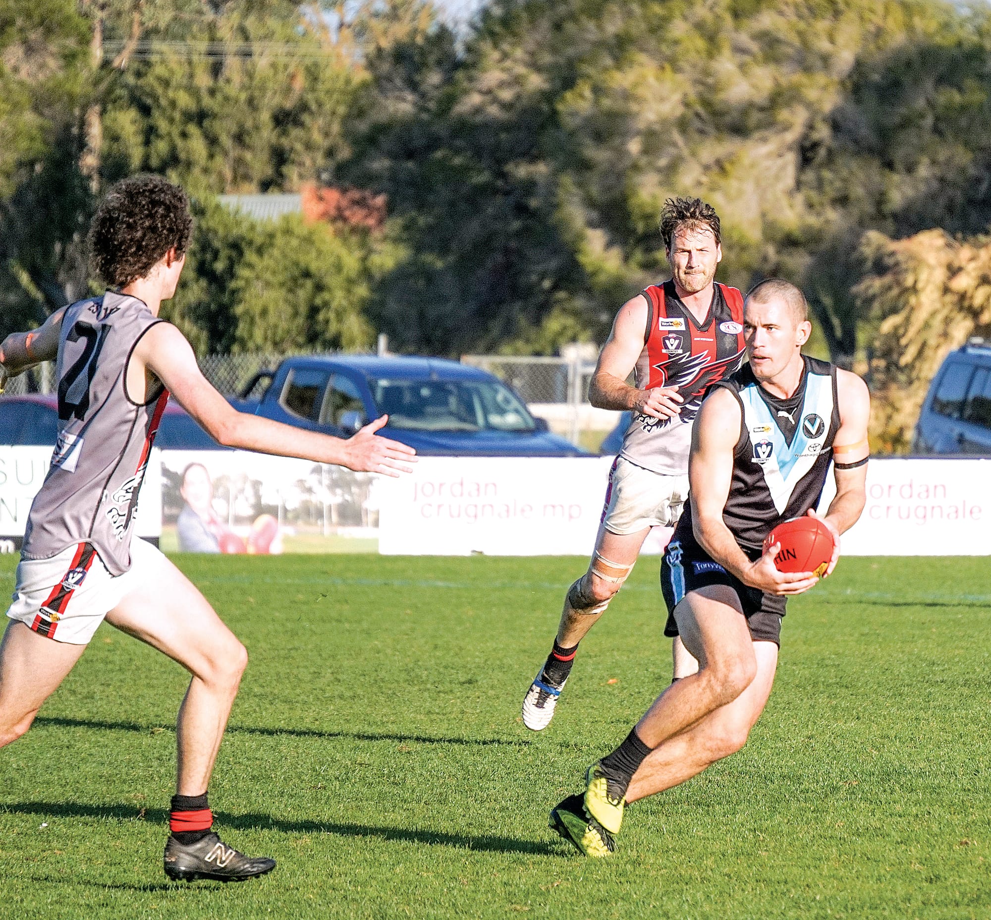 Kaj Patterson looks for an opening. Ns13_2526