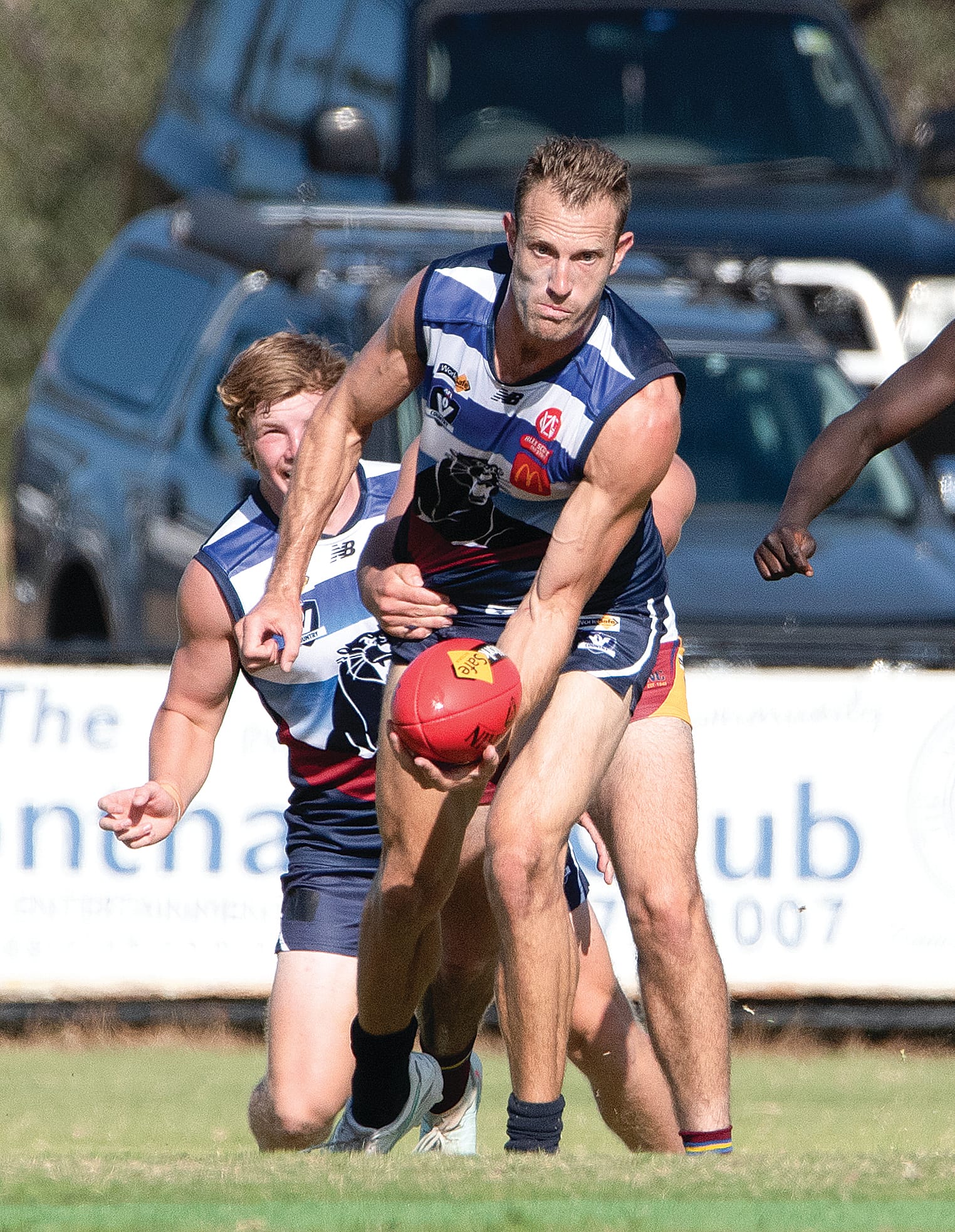 Dusties over the line against the Panthers