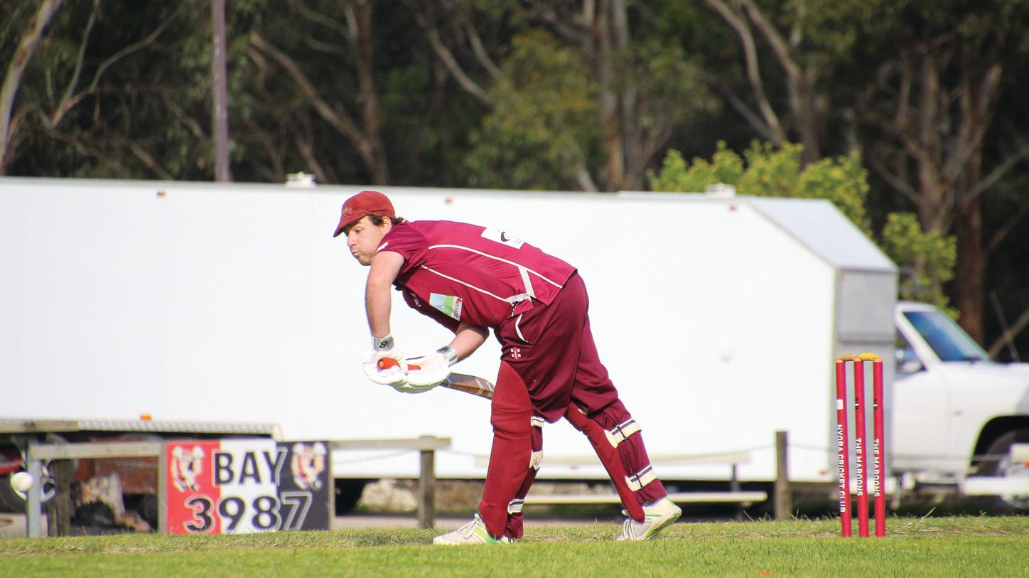 Gavin Hackett, Nyora