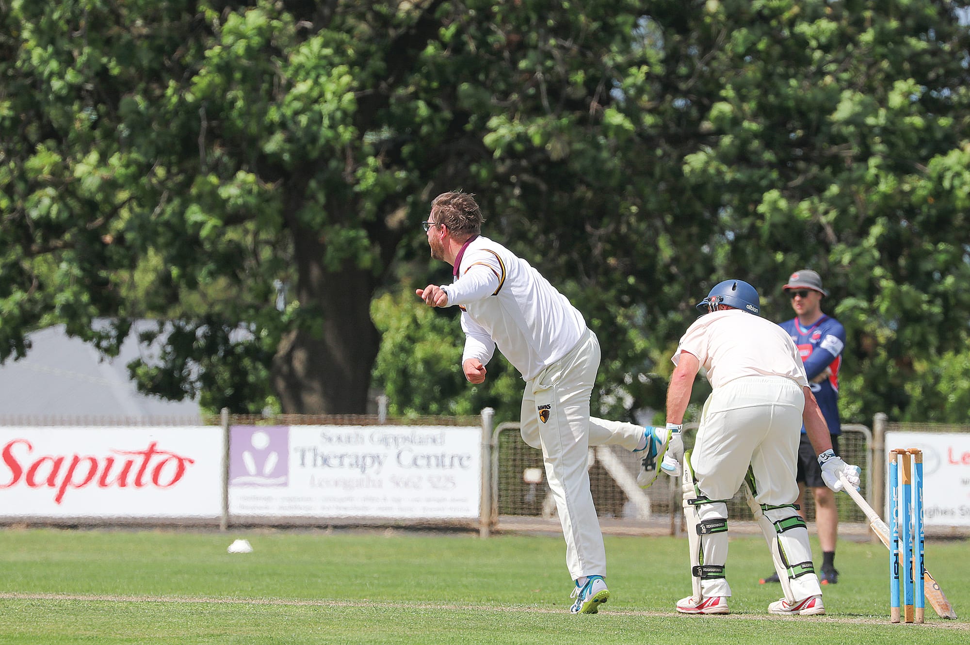 OMK’s Jake Cochrane toiled away in his 12 overs against Imperials. Z21_4623