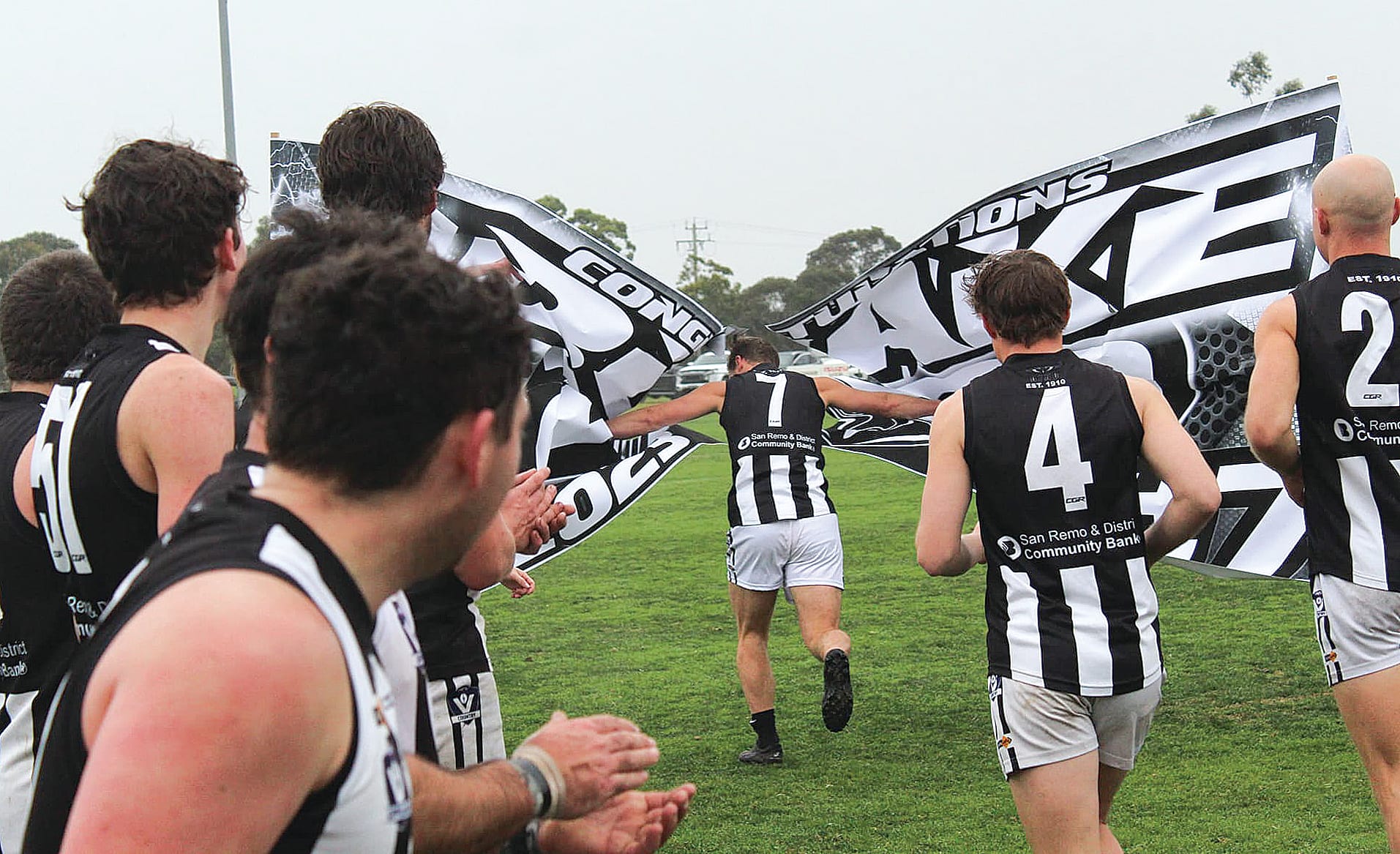 Carew conjures last gasp Magpie victory