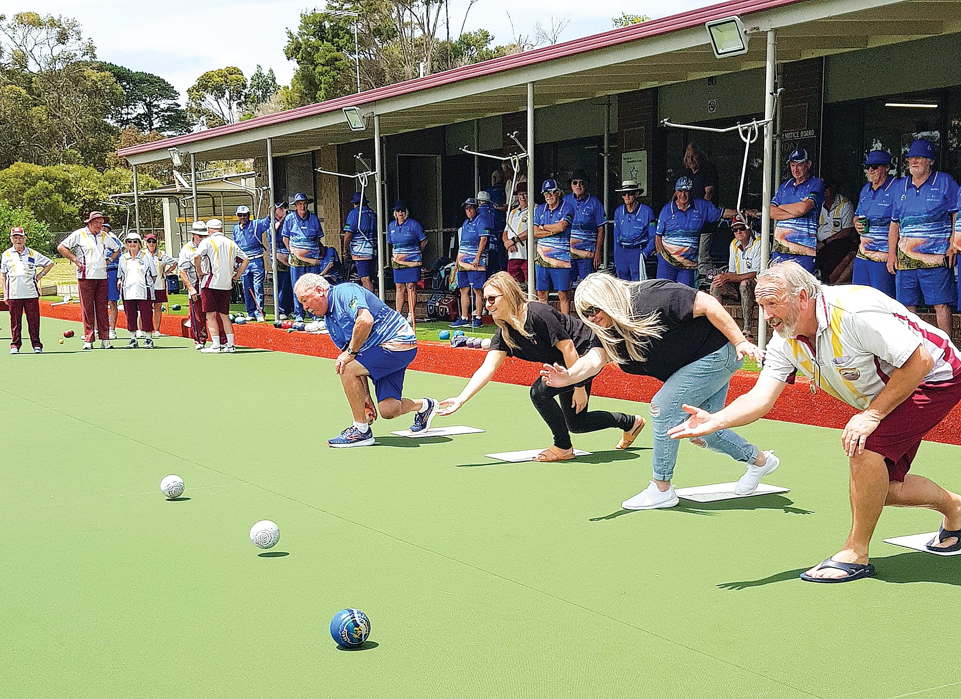 The grass is definitely greener at Corinella Bowls Club!