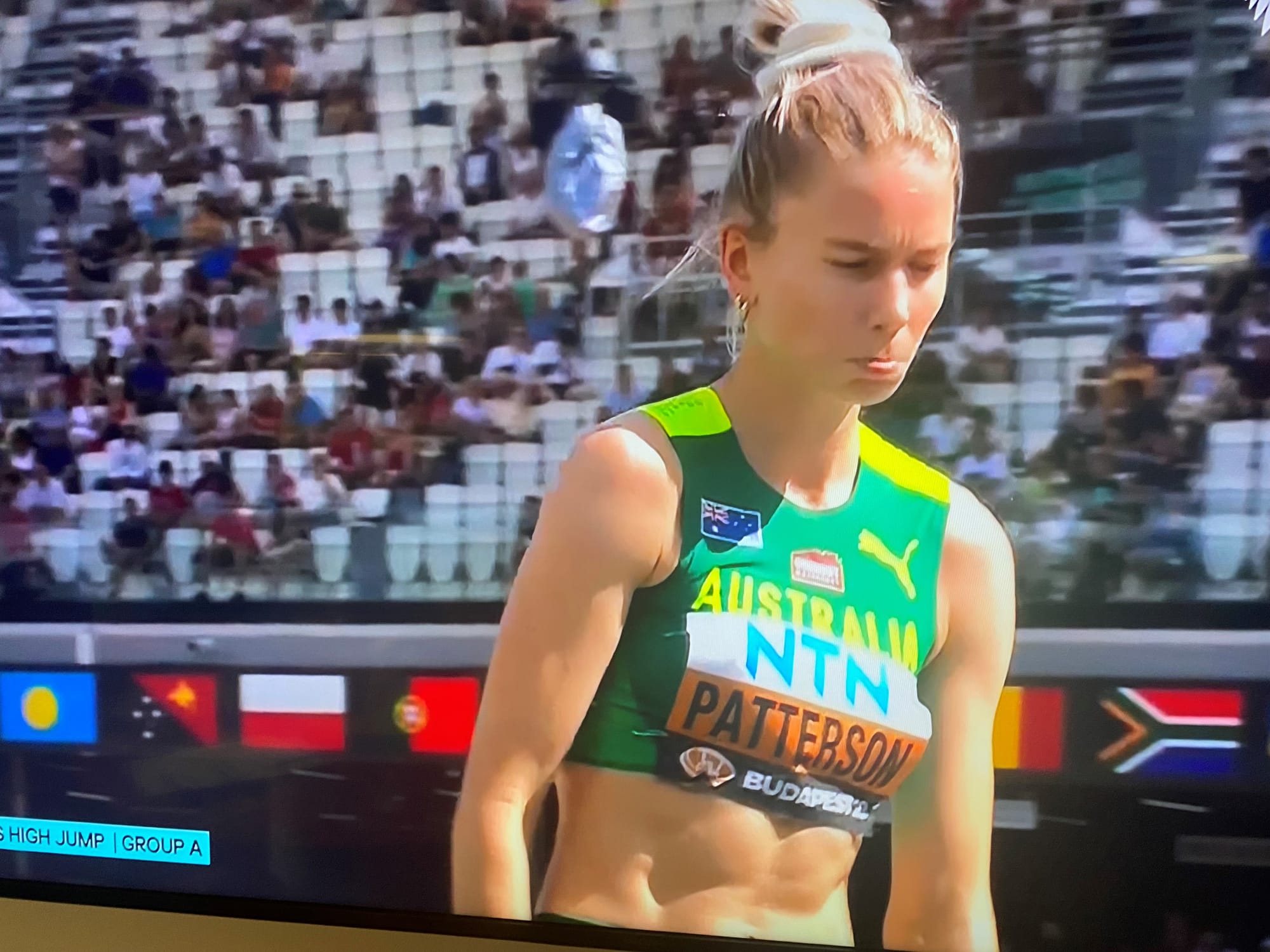 VIDEO REPLAY: Eleanor's world championship defence is underway in Budapest