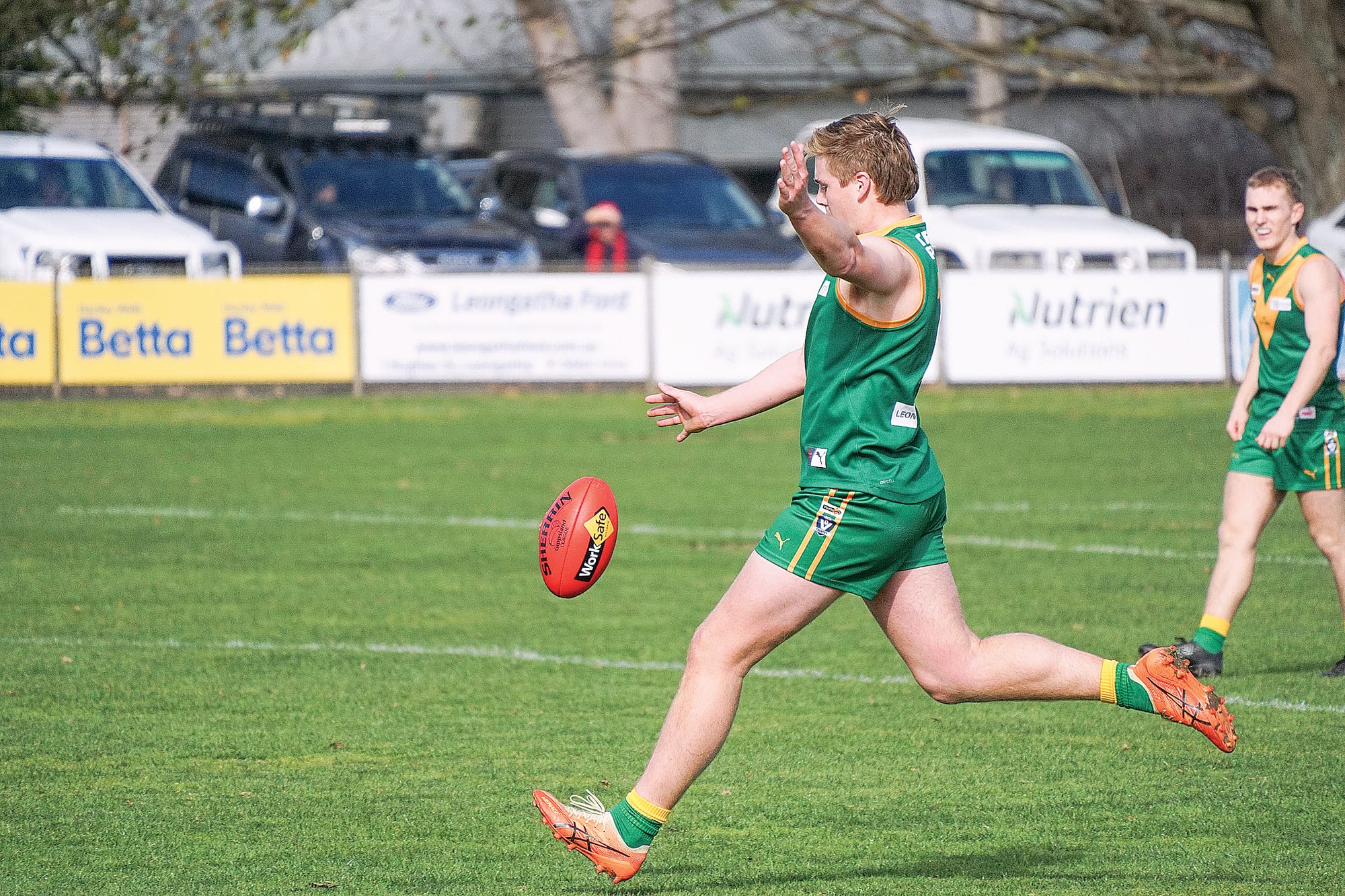 Jenson Garnham kicked six goals for the Parrots. Ns3425_10
