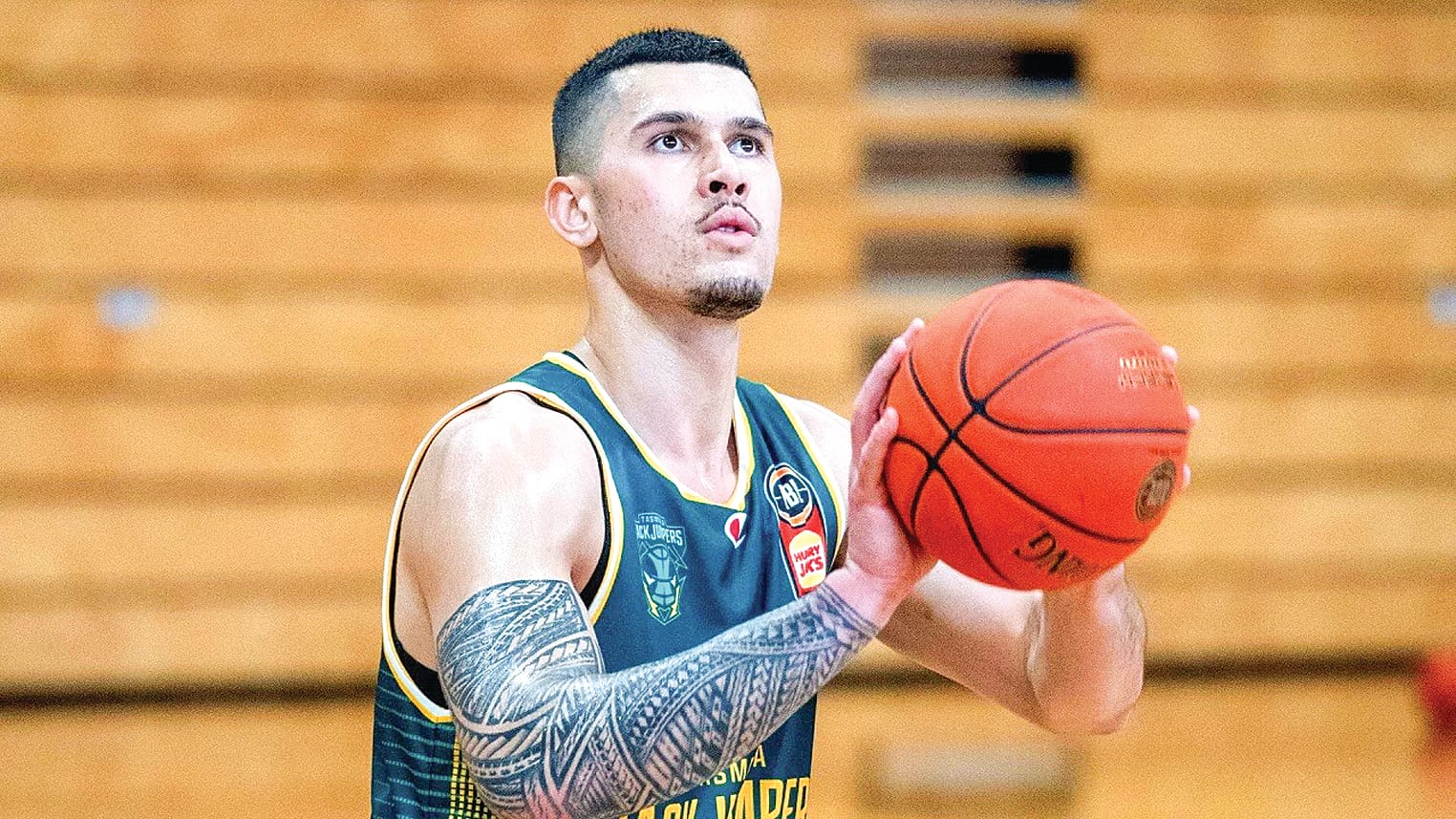 Inverloch basketballer earns NBL shot with JackJumpers