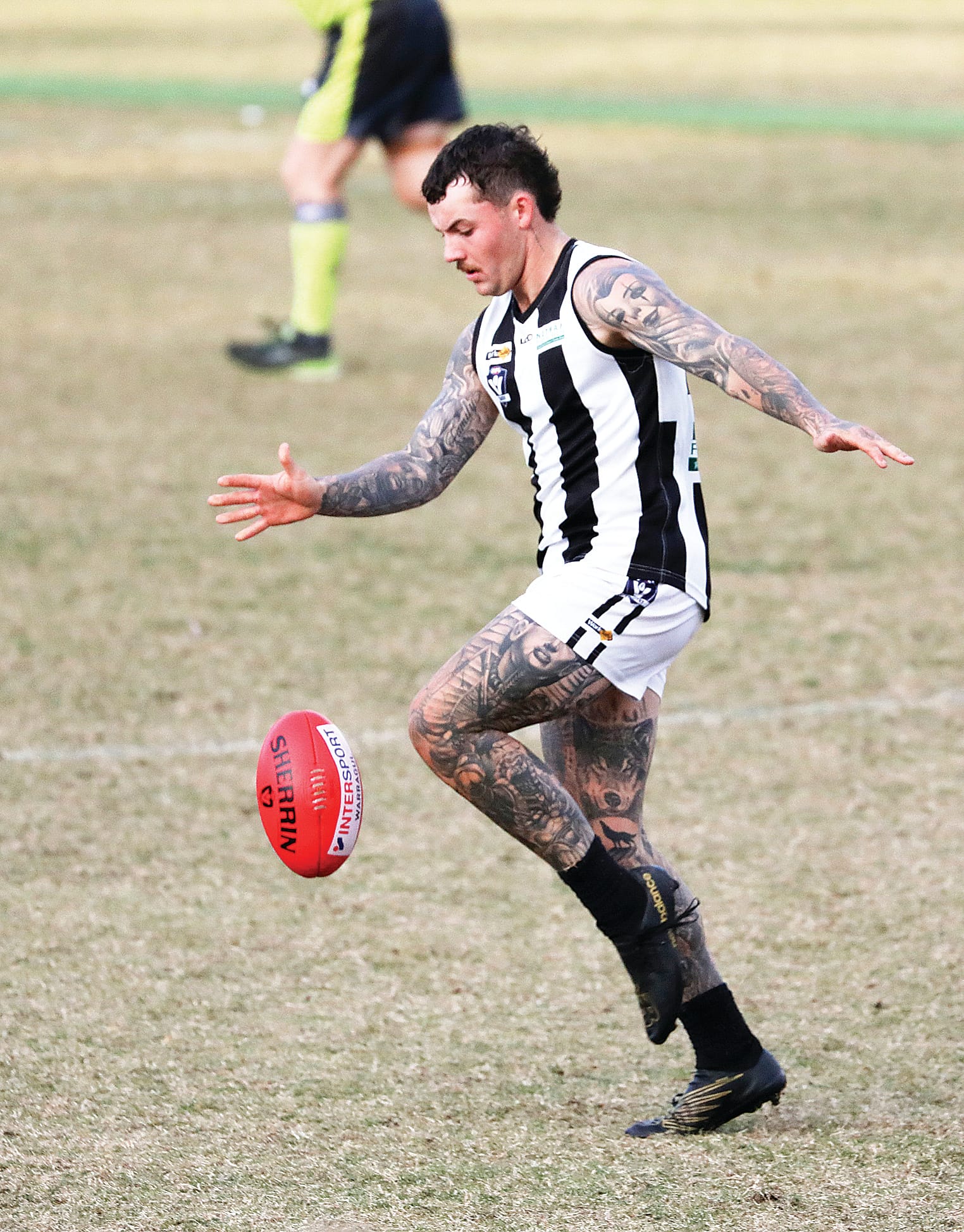 Seniors’ player Ben Peters drives the ball forward for Poowong in Saturday’s match up. 