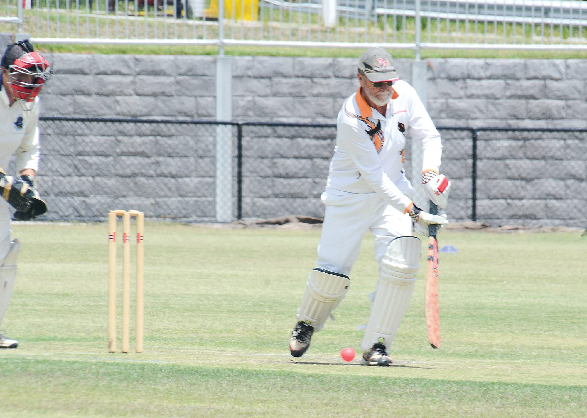 Gippsland captain Gordon Cowling defends.
