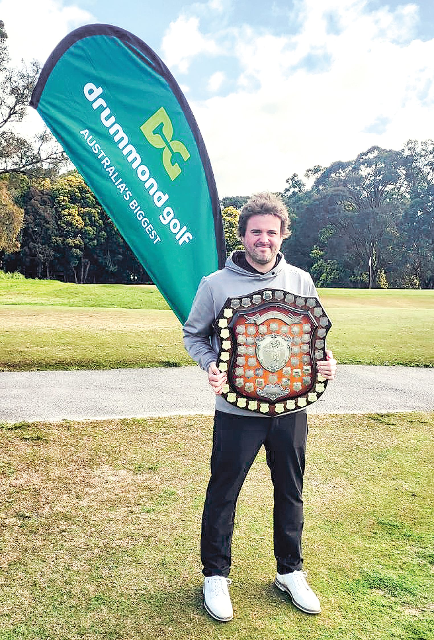 South Gippsland Champion Steve Bromby holding the perpetual winner’s shield.