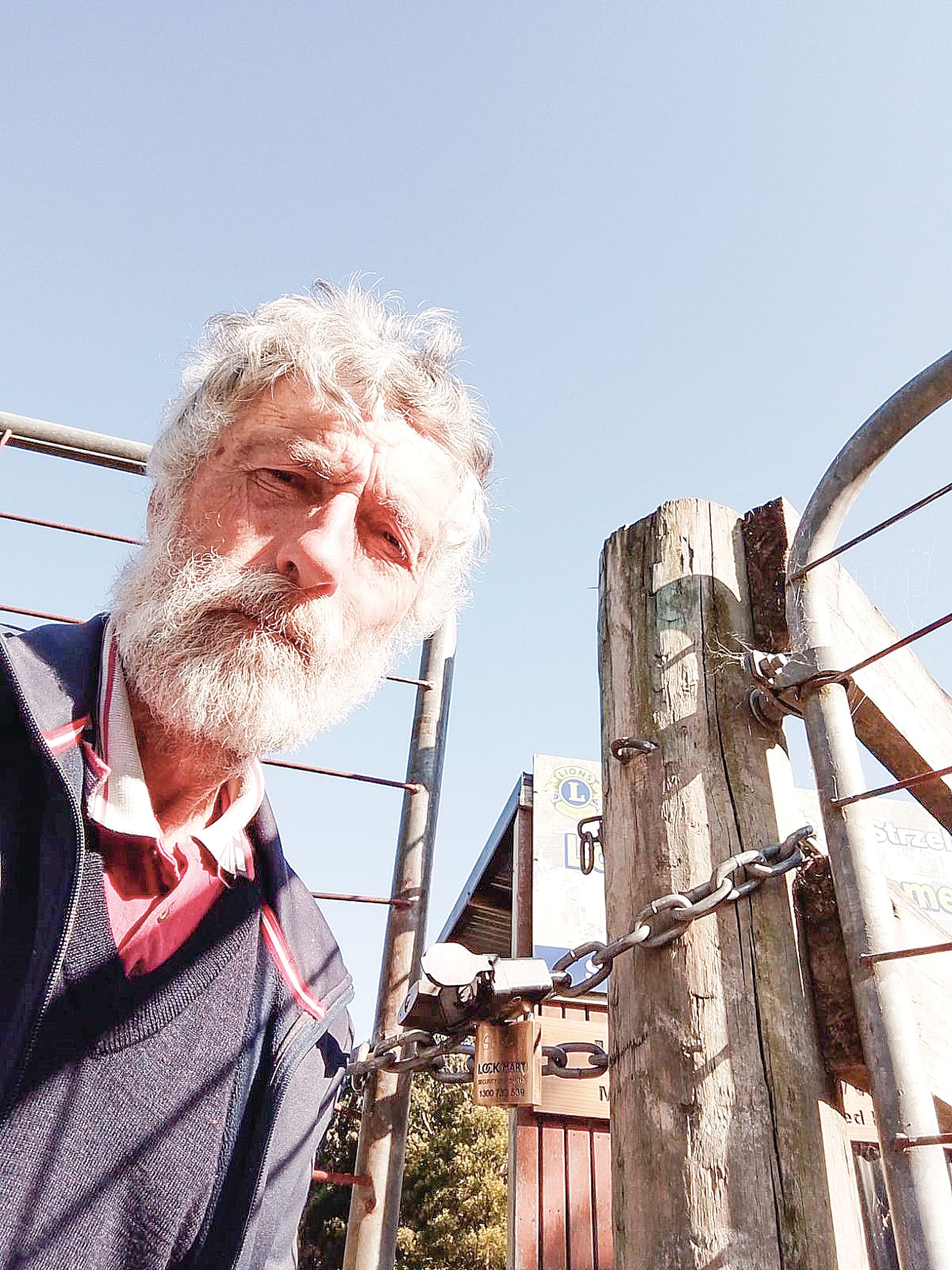 Dog act at Loch leaves frustrated Lions roaring