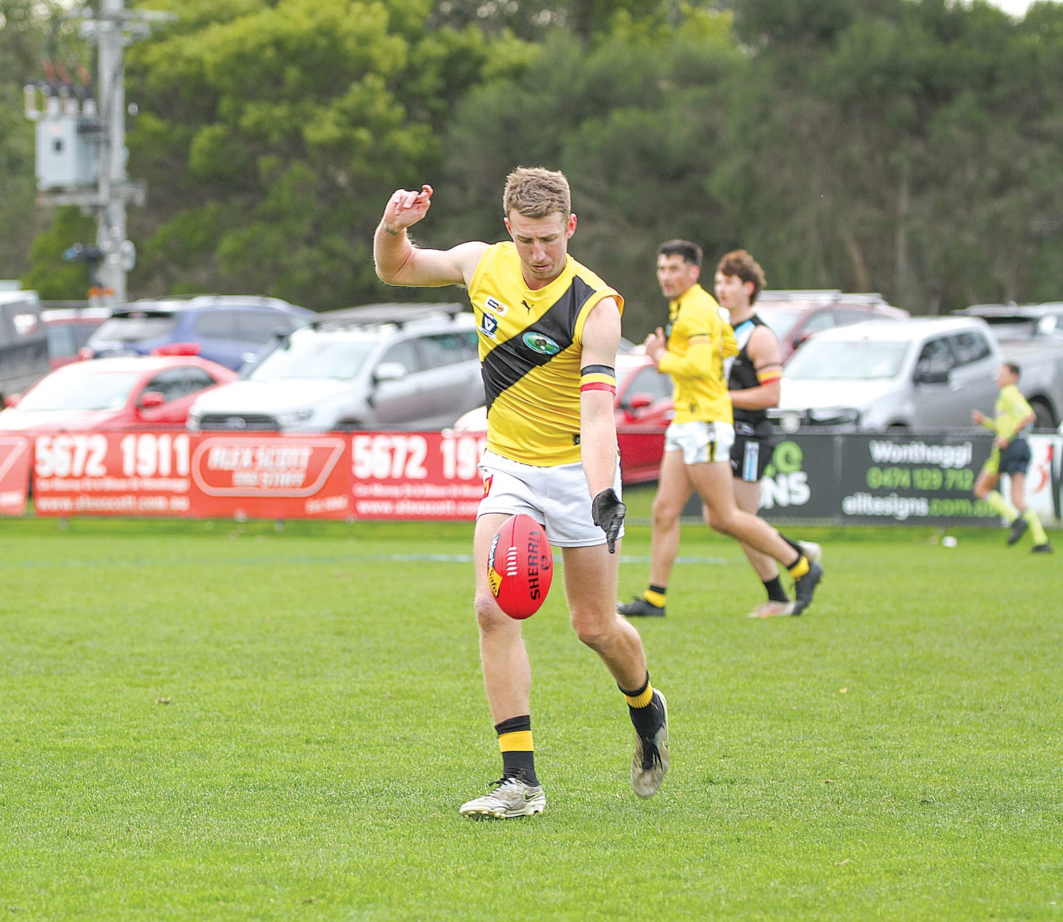 Tiger’s Boyd Bailey found little opposition from the Power on their home ground. B39_2925
