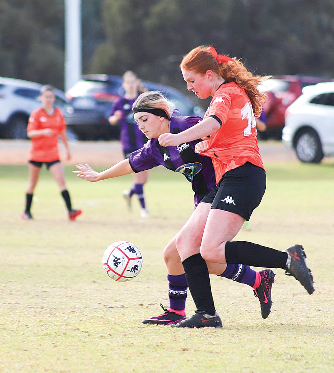 GSL U18 Girls Ana Heneghan vs Latrobe Valley opponent.