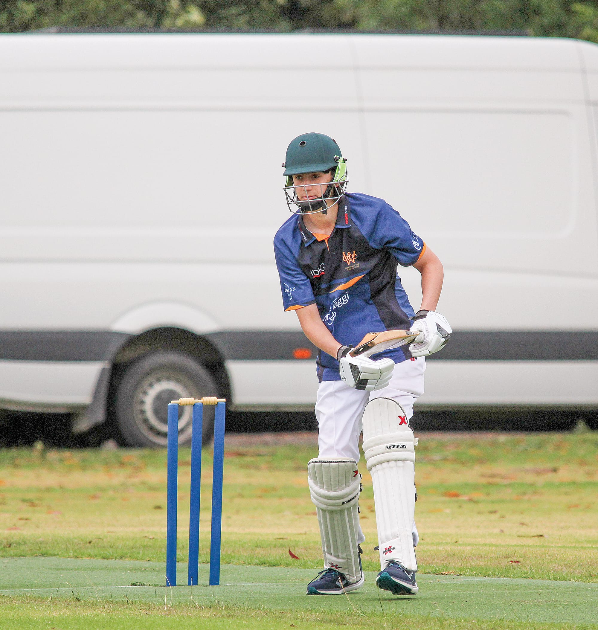 The Demons were sharp in all facets of the game, including in the field where they continued to provide chances.  B10_0623