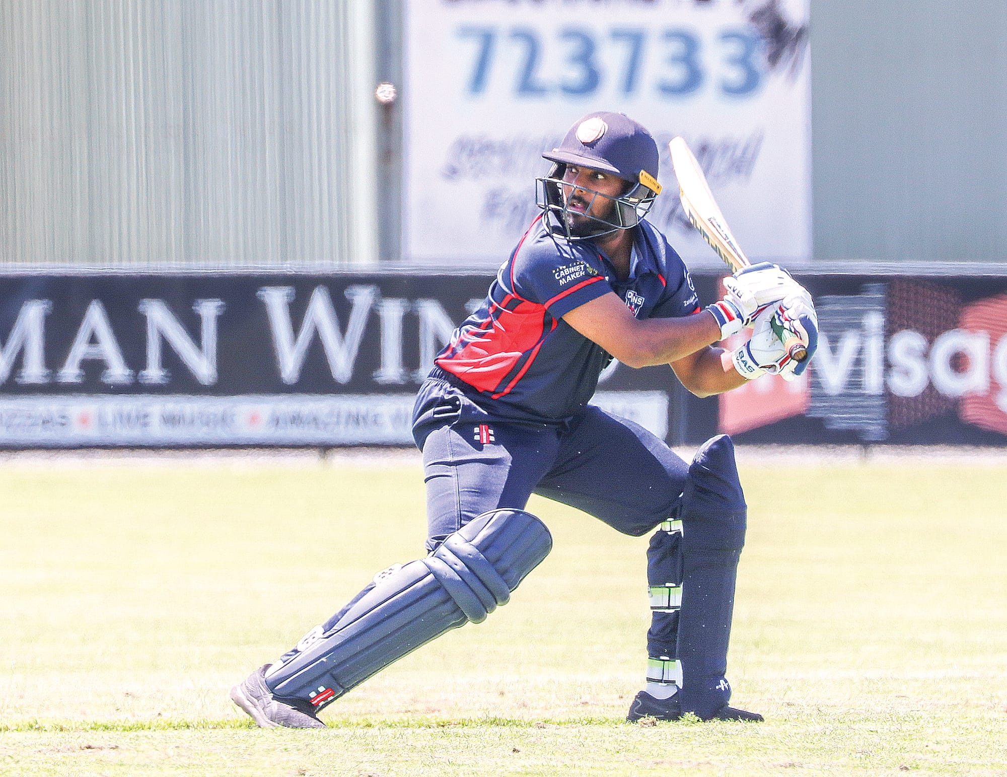 Bowler Cooper Newman scored eight overs in round four against MDU. Z34_4424