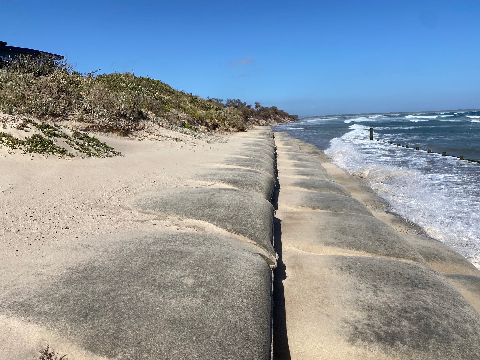 Happy Easter for Silverleaves, anxiety for Inverloch