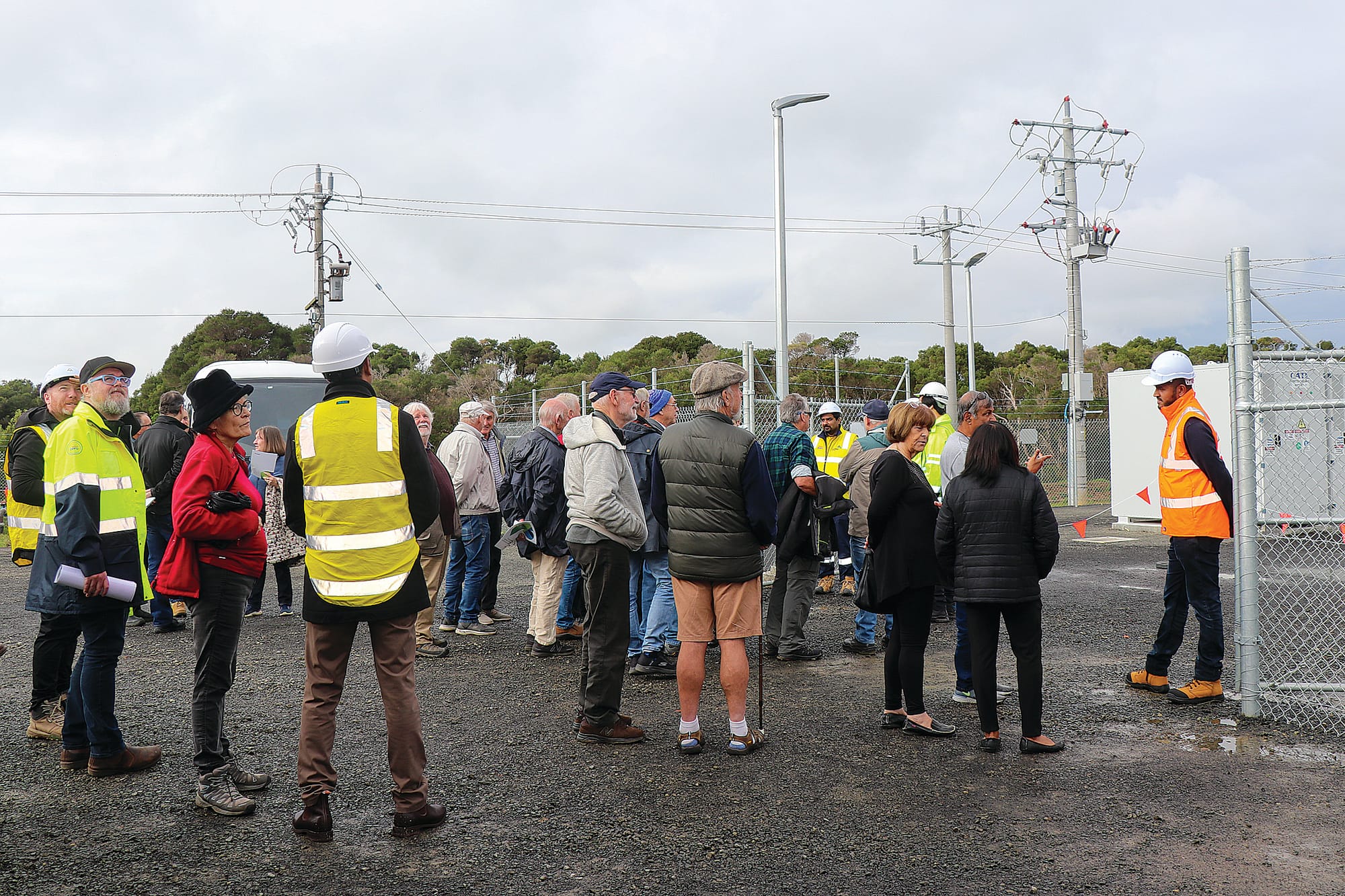 The community joined AusNet at Ramada Resort before being bused into the PICESS big battery on Saturday morning. Z34_2323 
