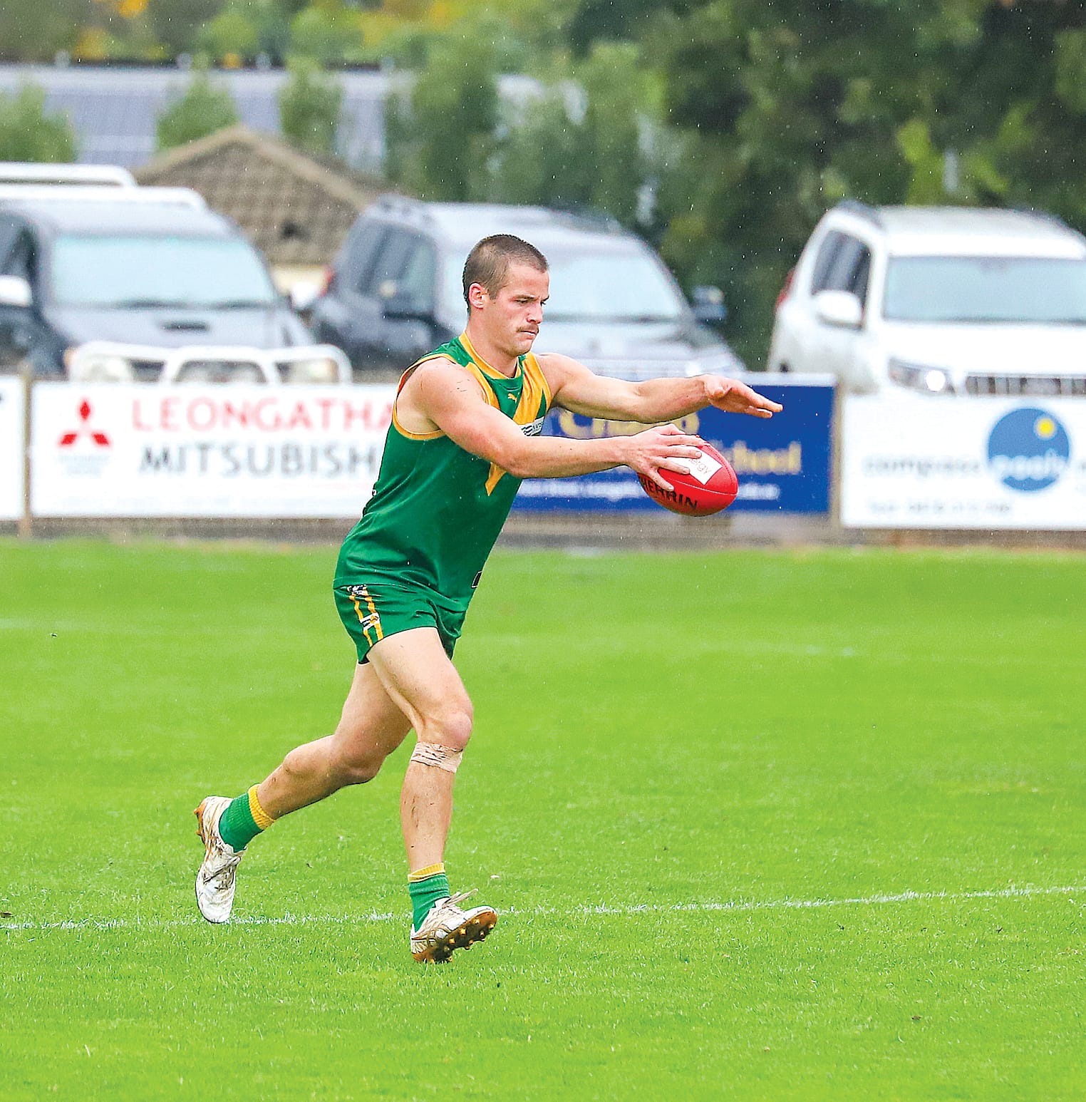 Leongatha holds off Traralgon
