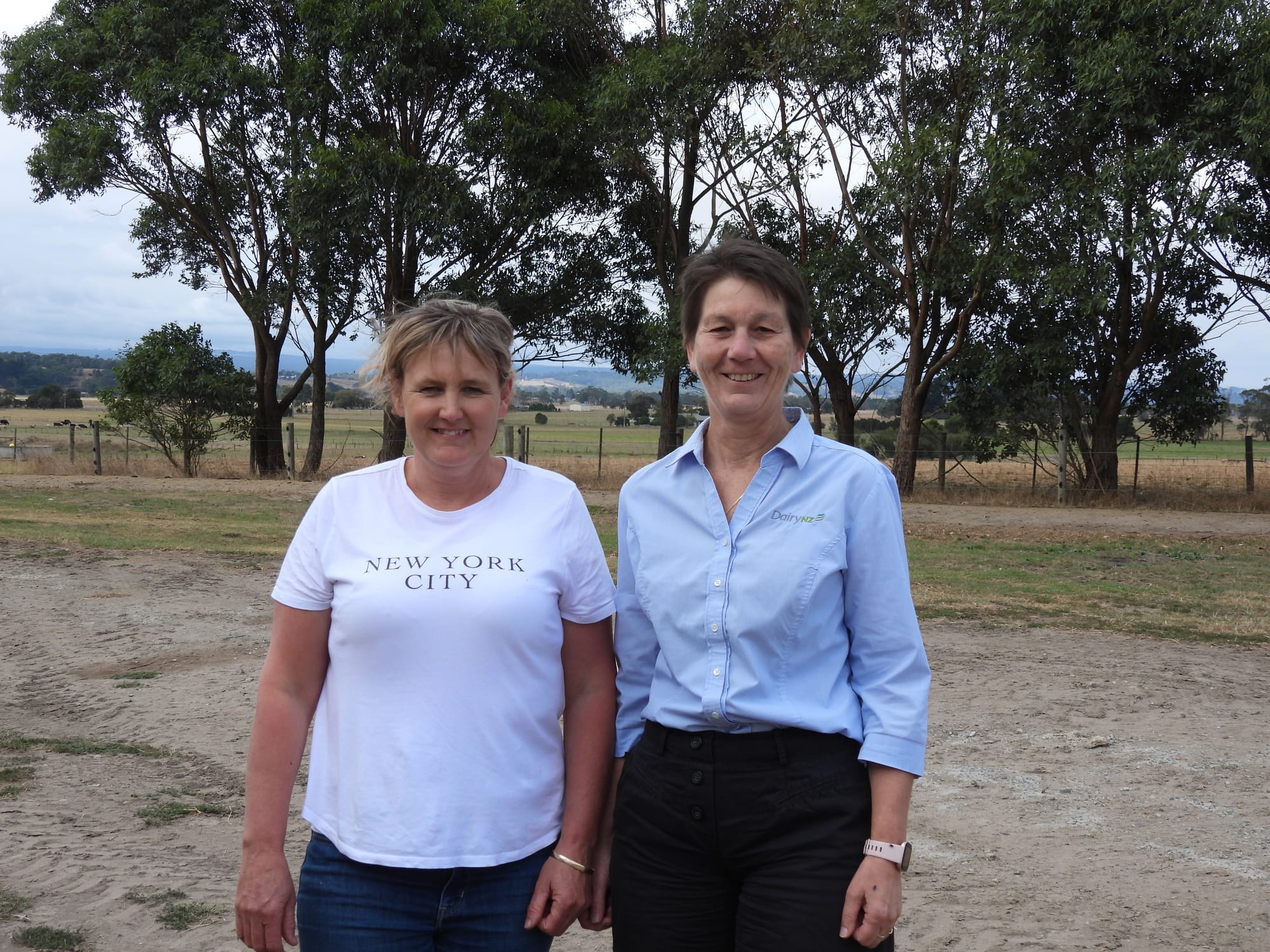 Farm host Louise Paul with keynote speaker and senior scientist of DairyNZ, Dawn Dalley. 