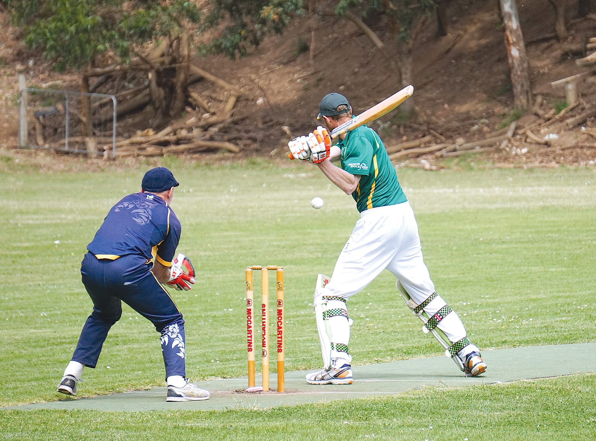 Colin Bruce’s left hand style saw him put 40 runs on the scoreboard. Ns15_4323